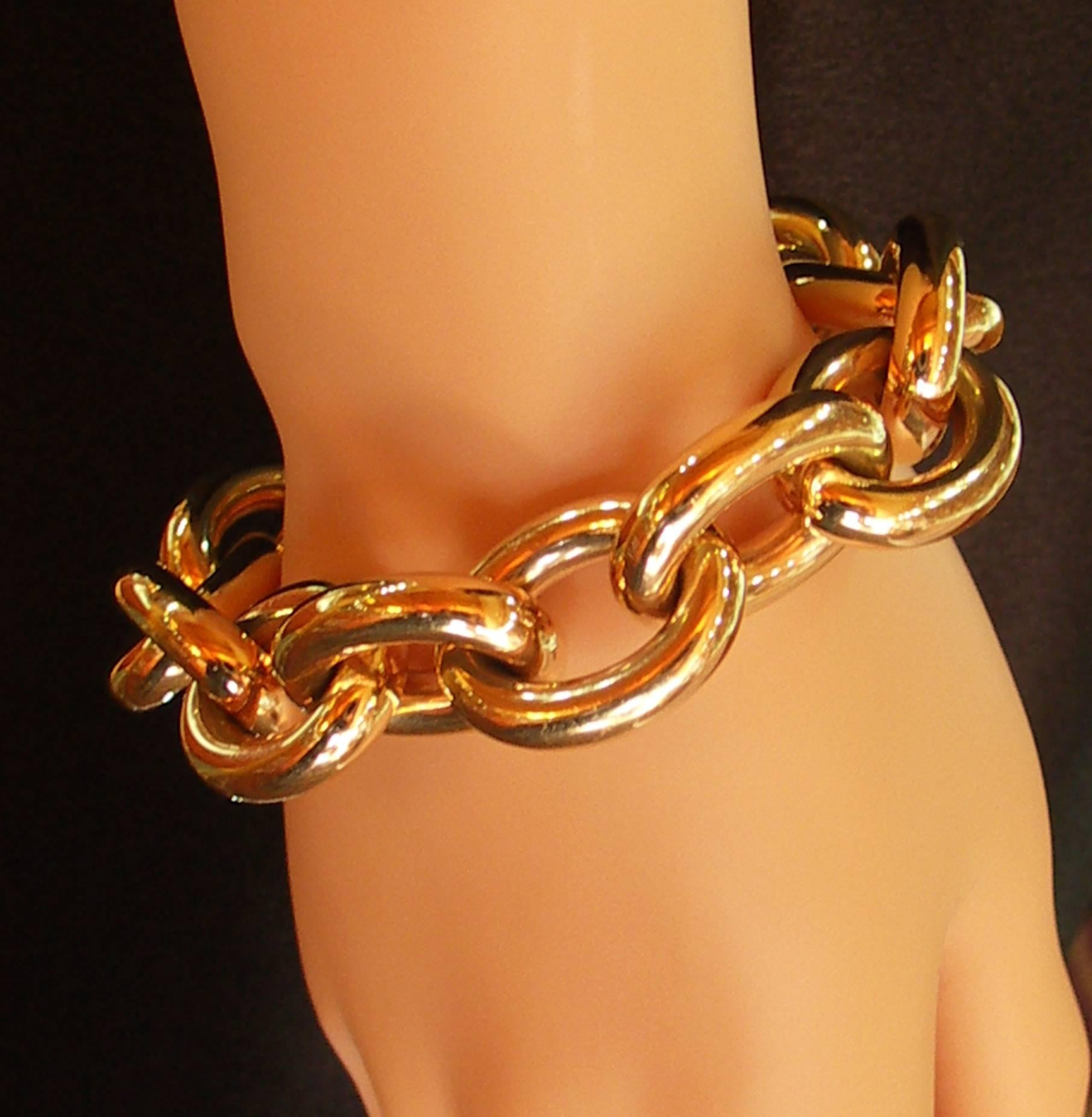 Girovi Gold Cable Link Bracelet In Excellent Condition In Palm Beach, FL