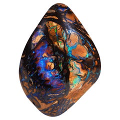 Boulder-Opal 81 Karat Freiform-Harlekin mit Edelsteinen
