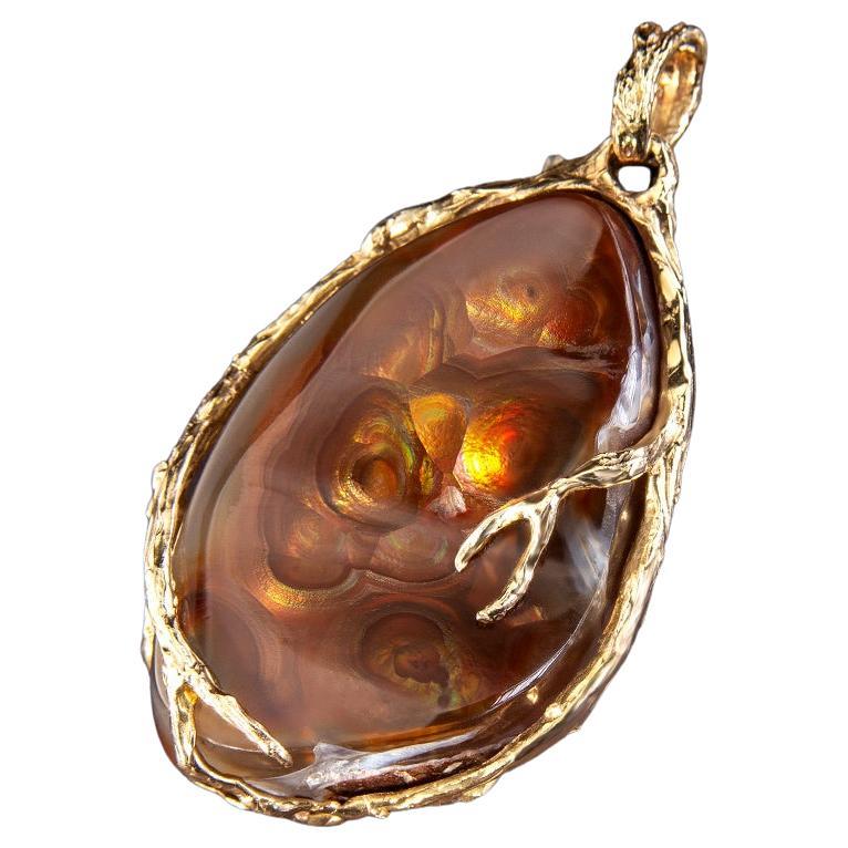 Pendentif en or avec agate de feu et pierre naturelle mexicaine volcanique rouge brunâtre, unisexe en vente