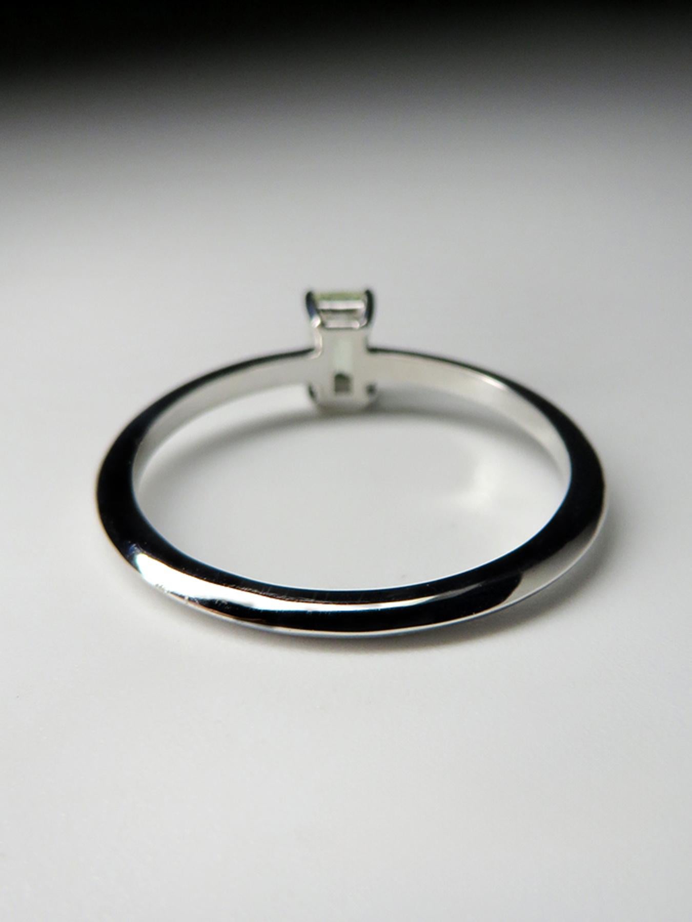 Heliodor Gold Ring Yellowish Green Beryl Unisex Engagement Minimalism Ring 1