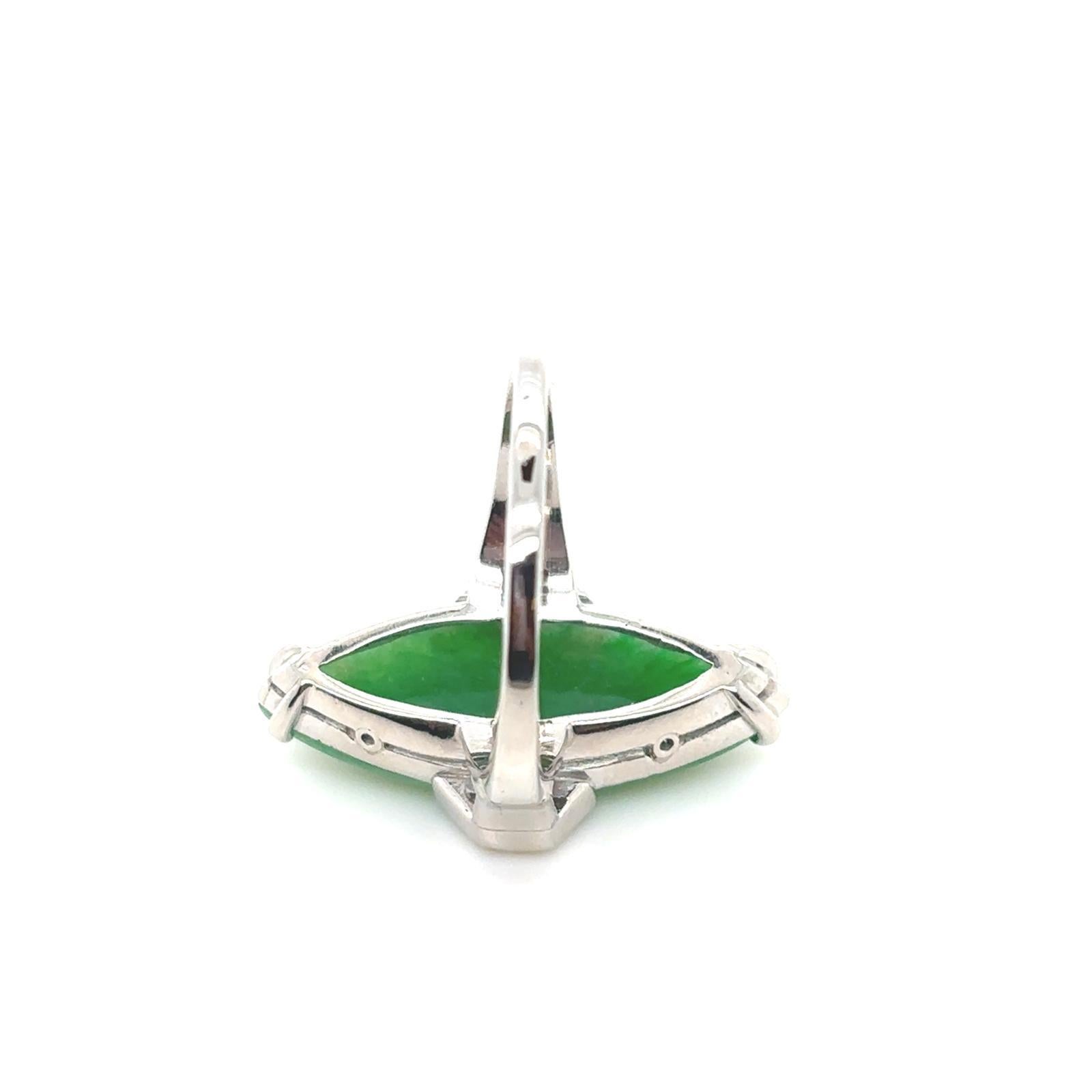 Bague Vintage Jadeite Diamant Platine Circa 1940 en vente 2
