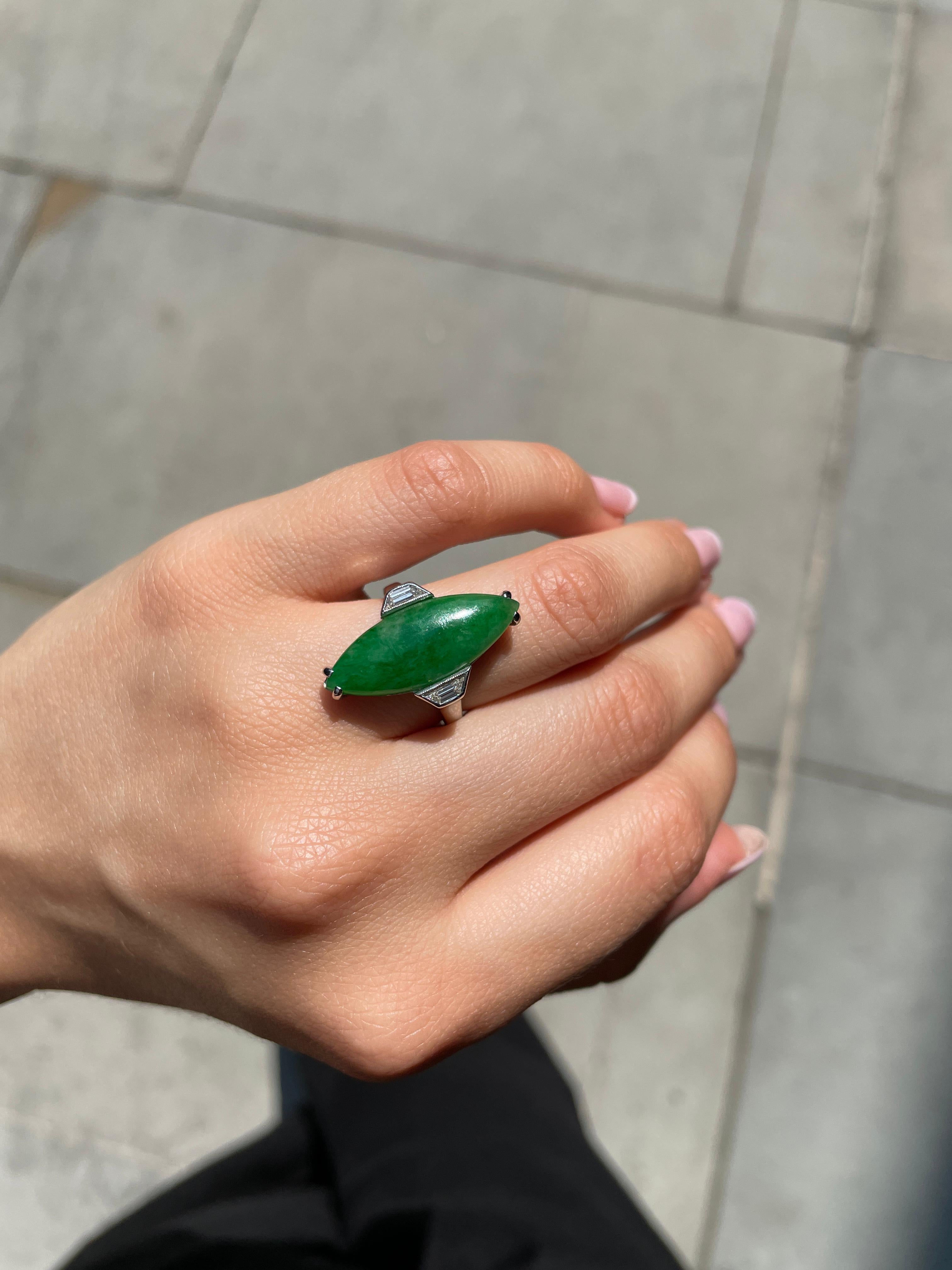 Bague Vintage Jadeite Diamant Platine Circa 1940 Bon état - En vente à London, GB
