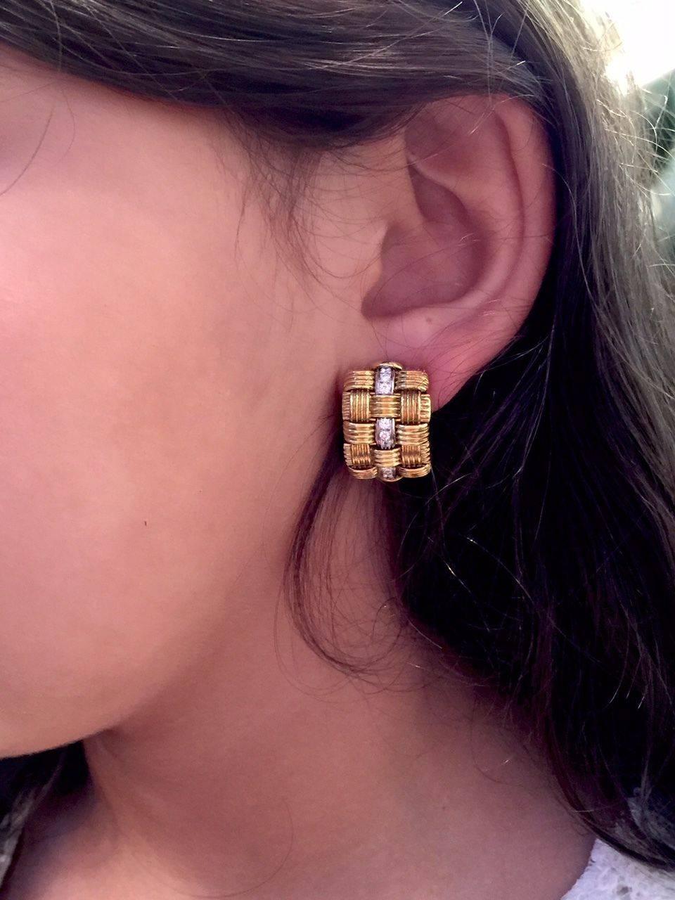 Women's Roberto Coin Diamond Gold Appassionata Earrings For Sale