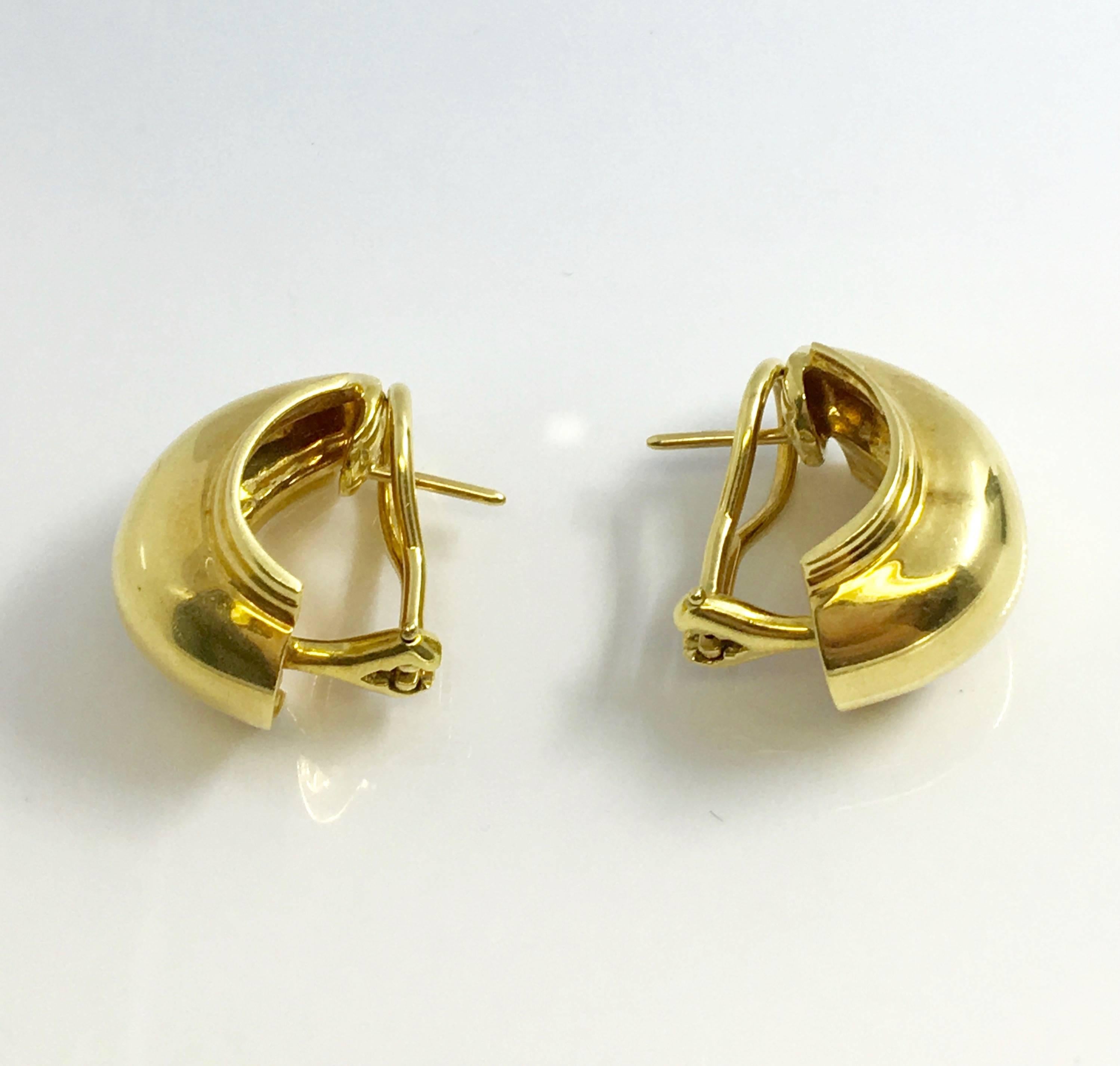 Tiffany & Co. Paloma Picasso 18k Gold Hoop Earrings Vintage In Excellent Condition In Miami, FL