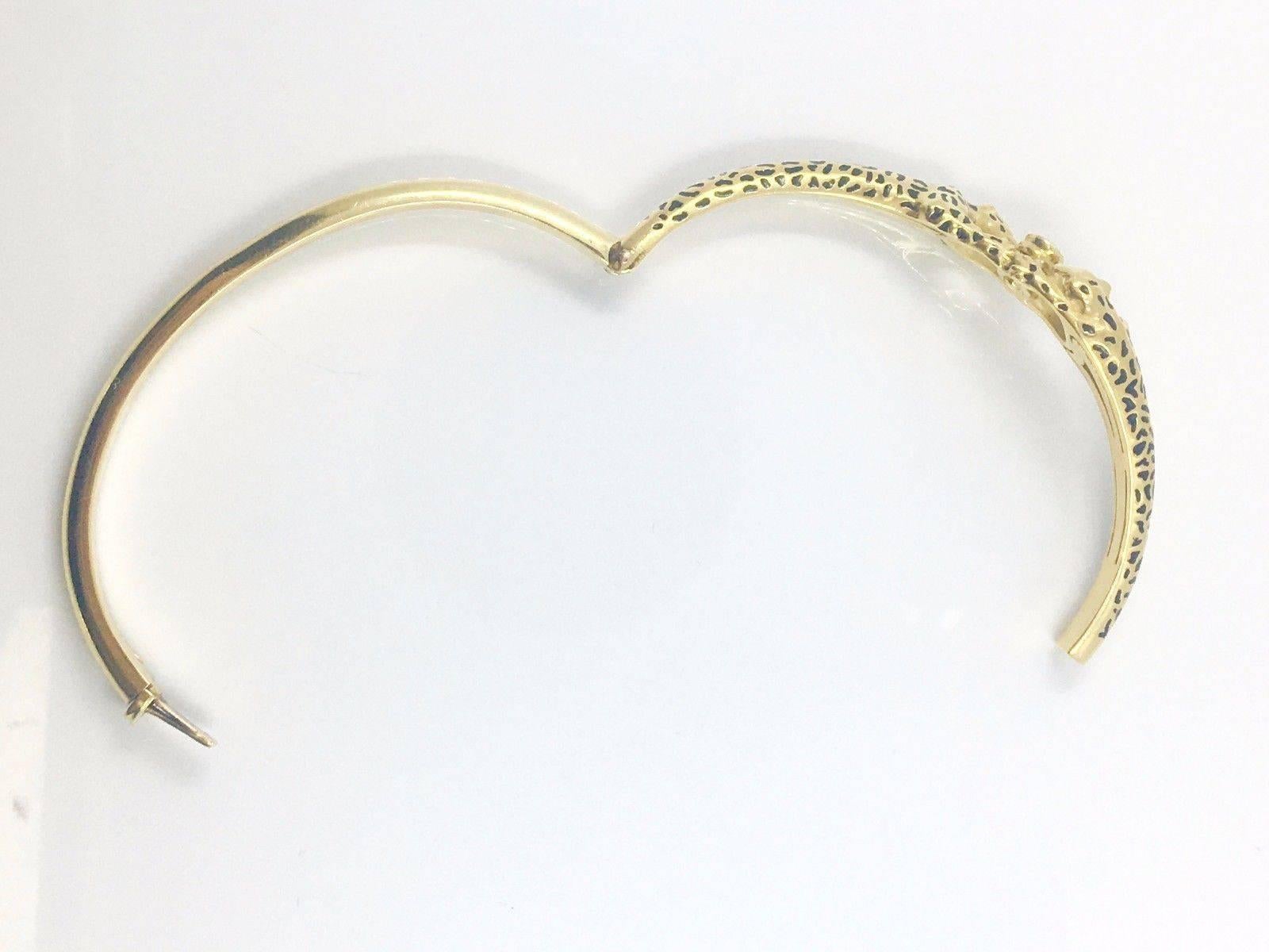 Carrera y Carrera Gold 2 Panther Bracelet Bangle w/ Diamond In Excellent Condition In Miami, FL