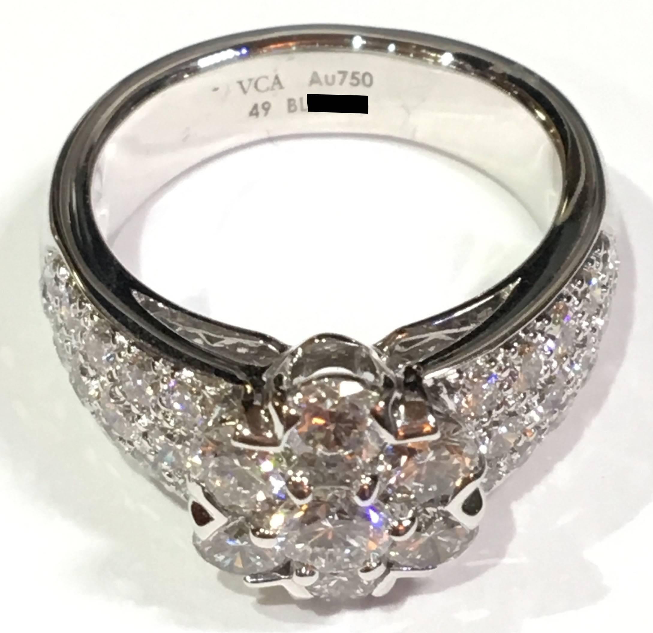 Van Cleef & Arpels Large Diamond Fleurette Floral Ring For Sale 1