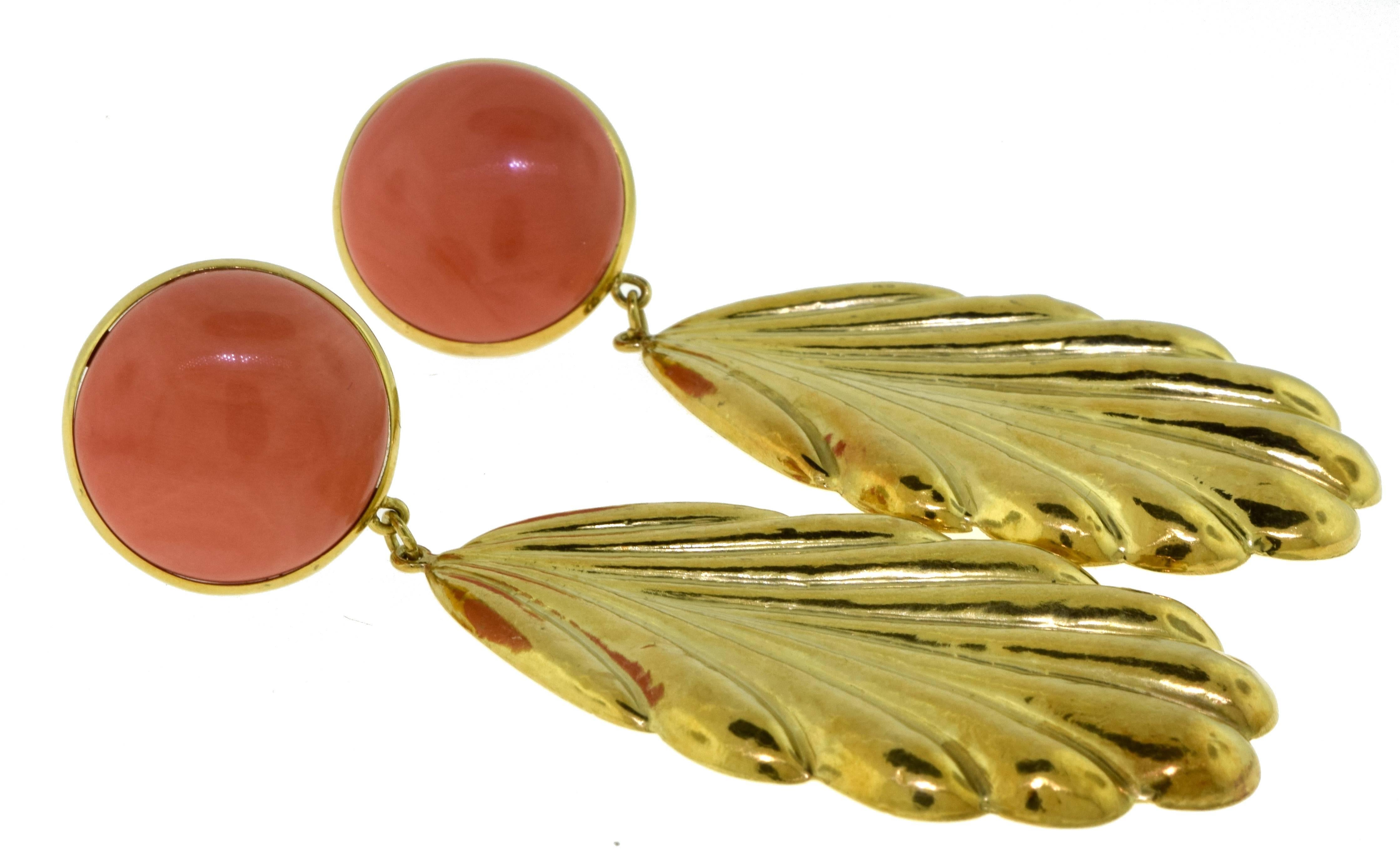 Natural Round Pink Coral Very Large Yellow Gold Leaf Dangle Earrings In Excellent Condition For Sale In Miami, FL