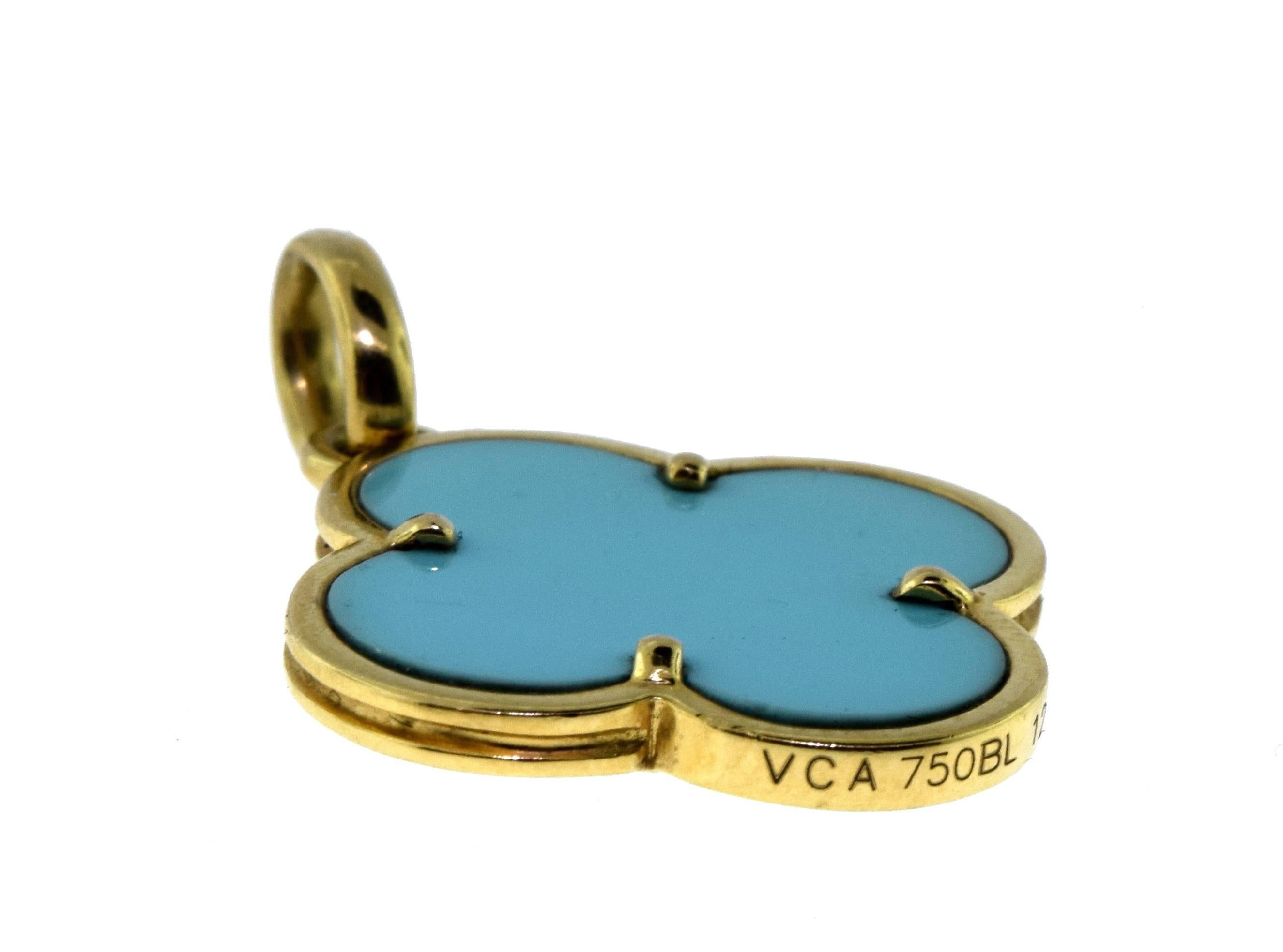 Women's or Men's Van Cleef & Arpels Turquoise Magic Alhambra Pendant in 18 Karat Yellow Gold