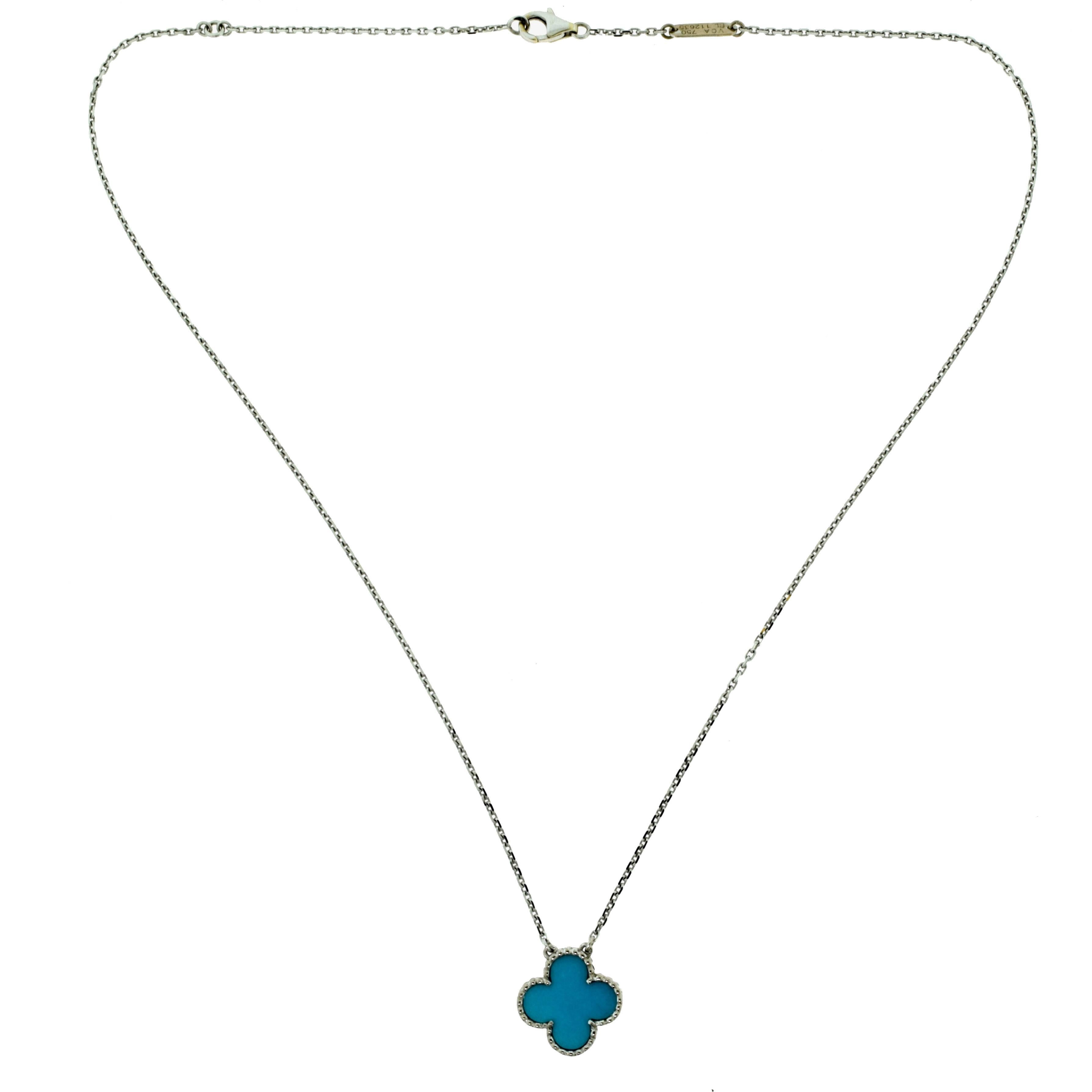 Designer: Van Cleef & Arpels
Collection: Vintage Alhambra
Metal: 18 Karat White Gold
Stones: 1 Turquoise Stone
Total Item Weight (g): 5.5
Chain Length: 16.5 inches ; 14.75 inches
Motif Dimensions: 14.59 x 13.61 x 3.04 mm
Hallmark: VCA 750 Serial