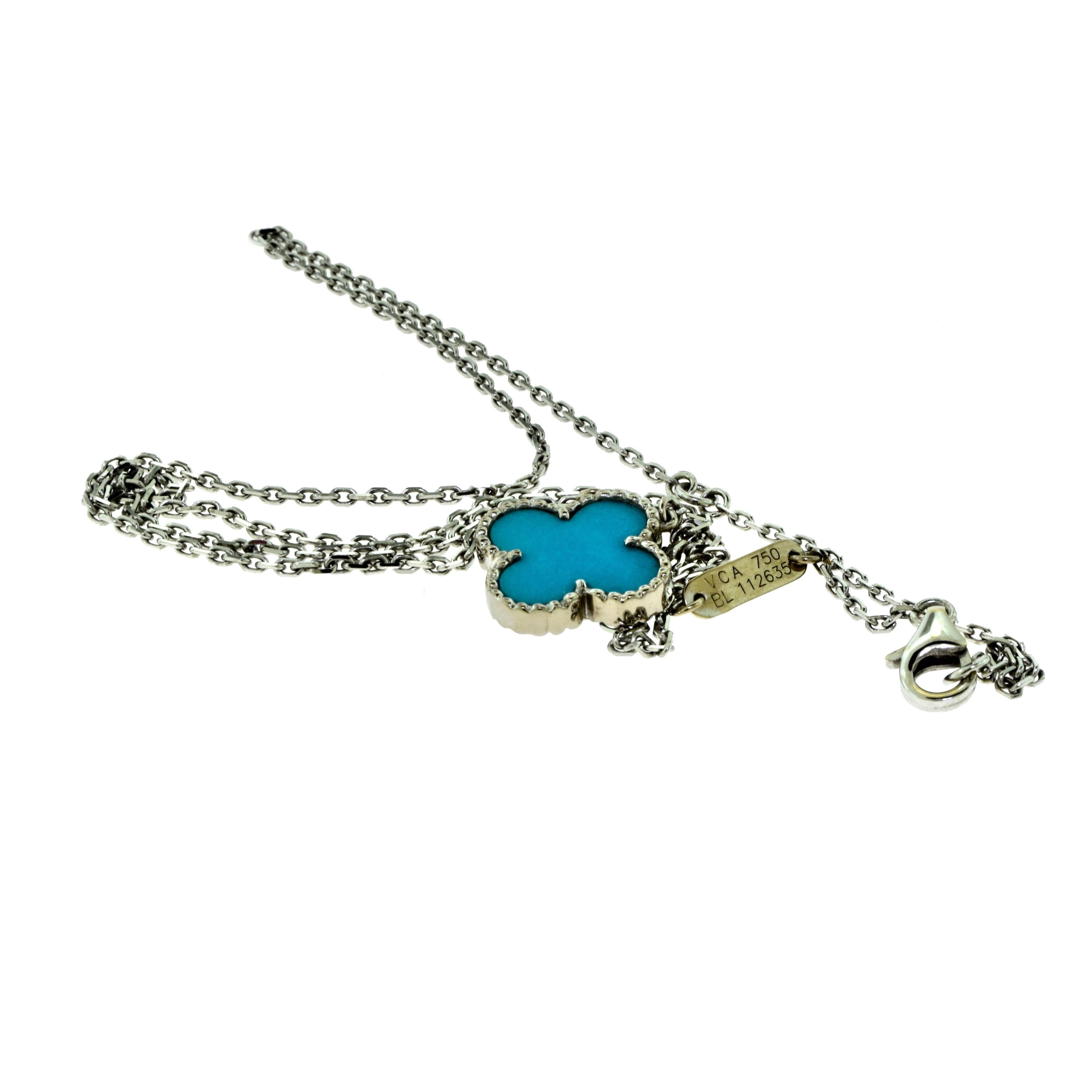 Women's or Men's Van Cleef & Arpels Vintage Alhambra Turquoise Single White Gold Pendant Necklace