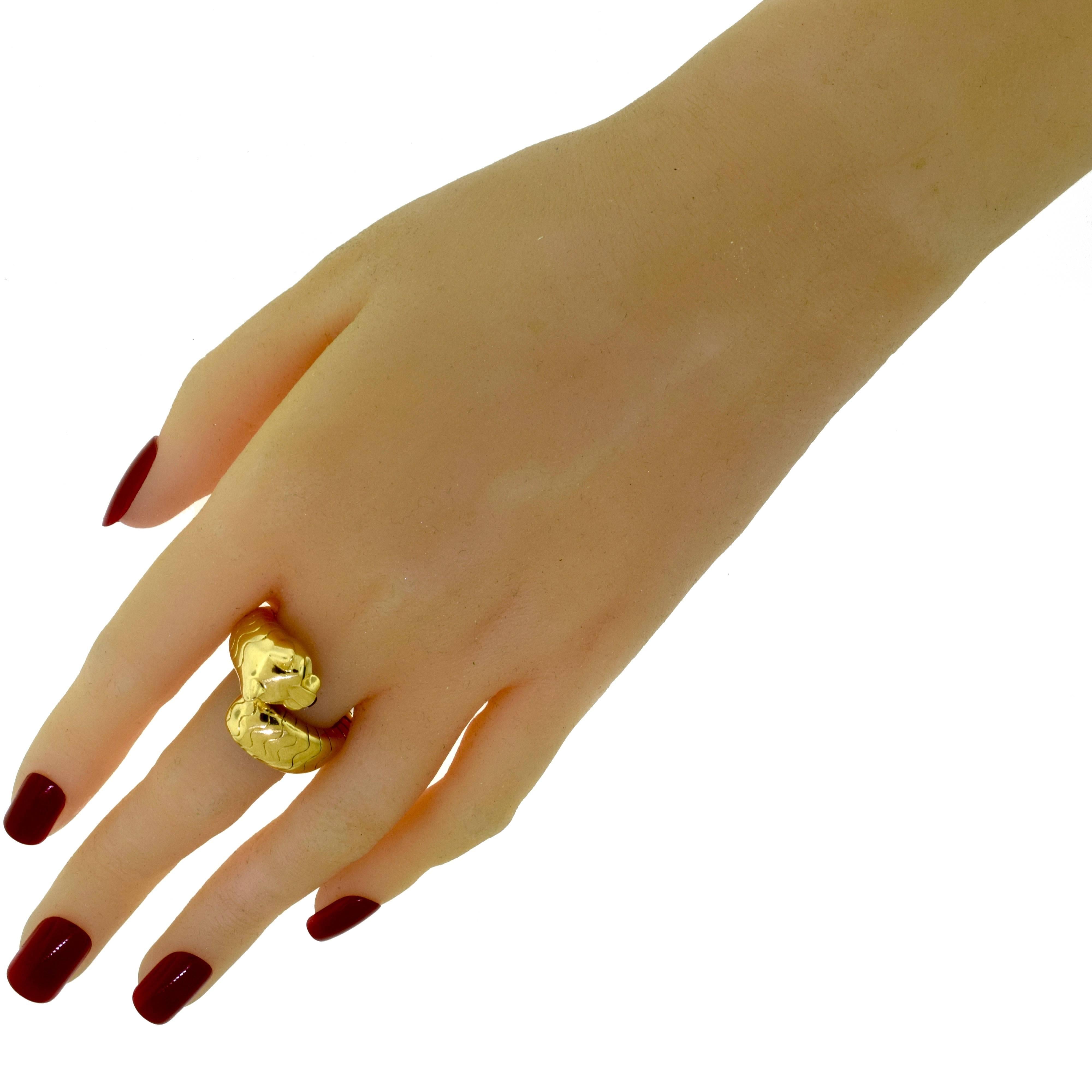 Women's or Men's Cartier Panthère de Cartier Yellow Gold Ring with Tsavorite Garnets and Onyx
