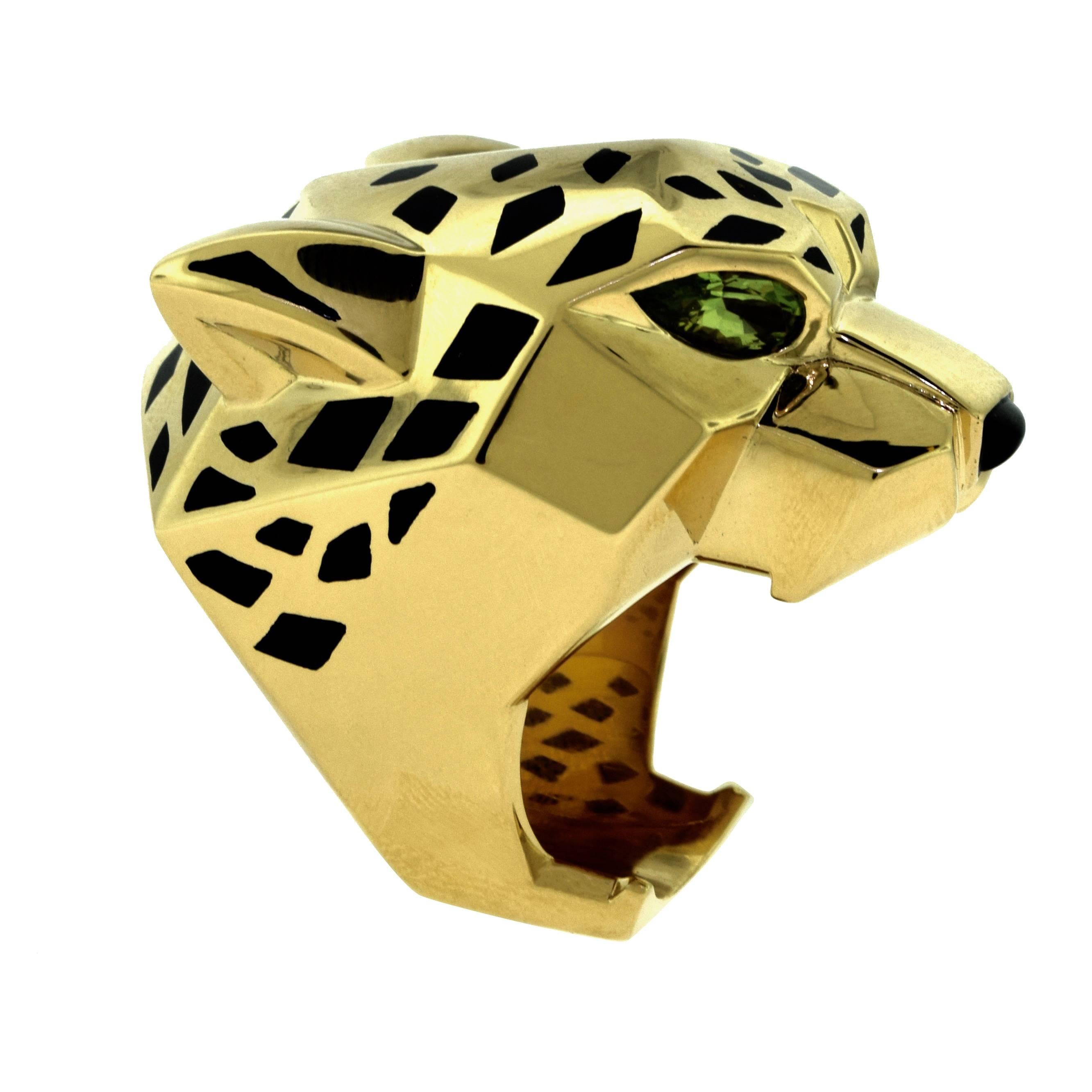 Cartier "Panthère de Cartier" Yellow Gold Large Ring with Onyx Peridots Lacquer For Sale
