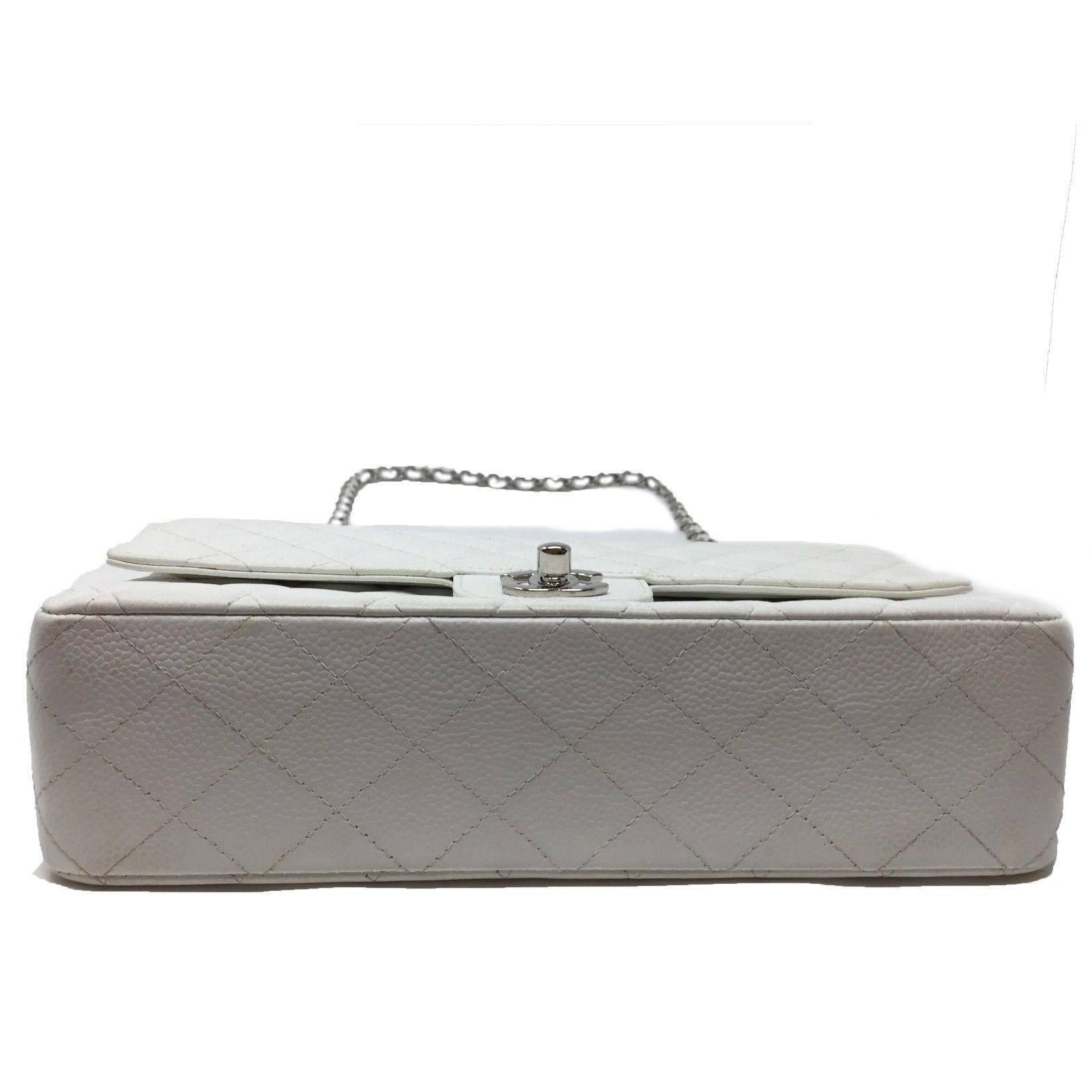 Chanel Classic Double Flap Bag Caviar White Quilted Leather Medium In Excellent Condition For Sale In Miami, FL