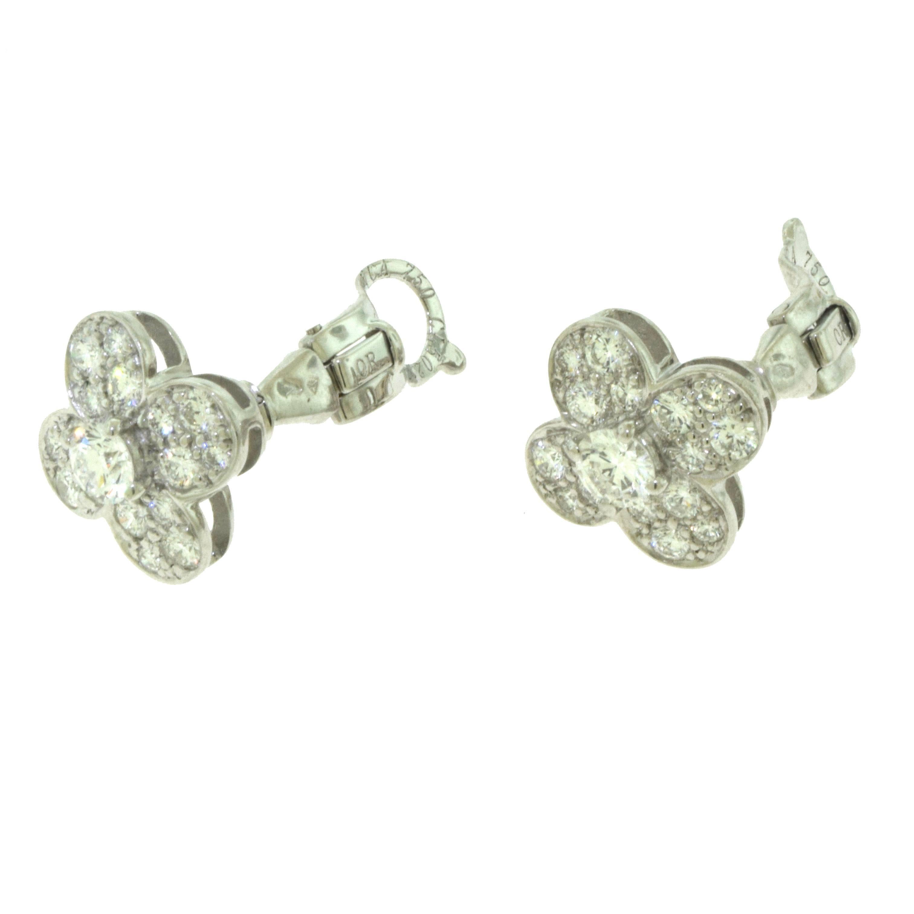 Van Cleef & Arpels Diamond Trefle Fleurette Earrings in 18 Karat White Gold In Excellent Condition In Miami, FL