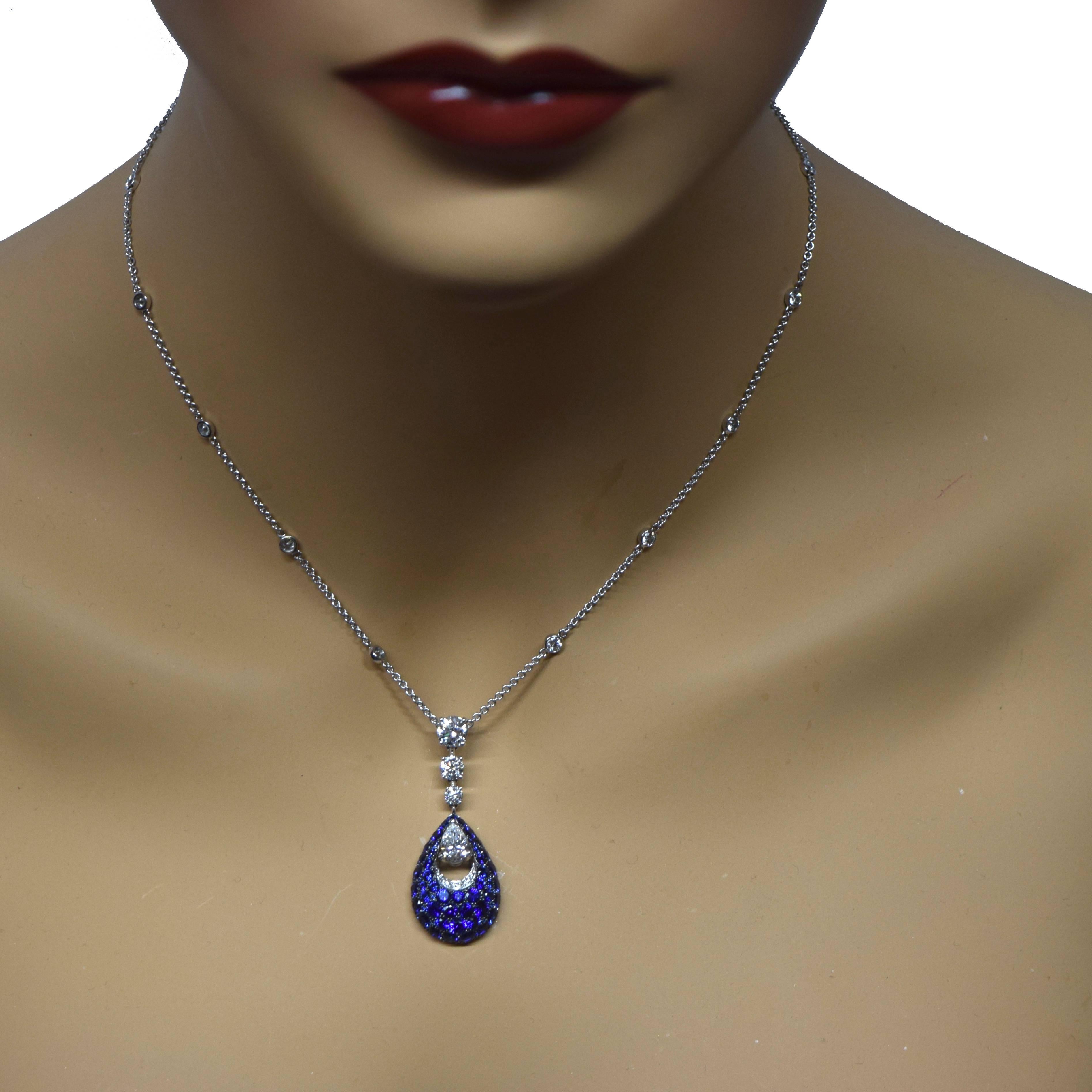 Graff Bombe Teardrop Diamond and Sapphire Pendant Necklace In Excellent Condition For Sale In Miami, FL