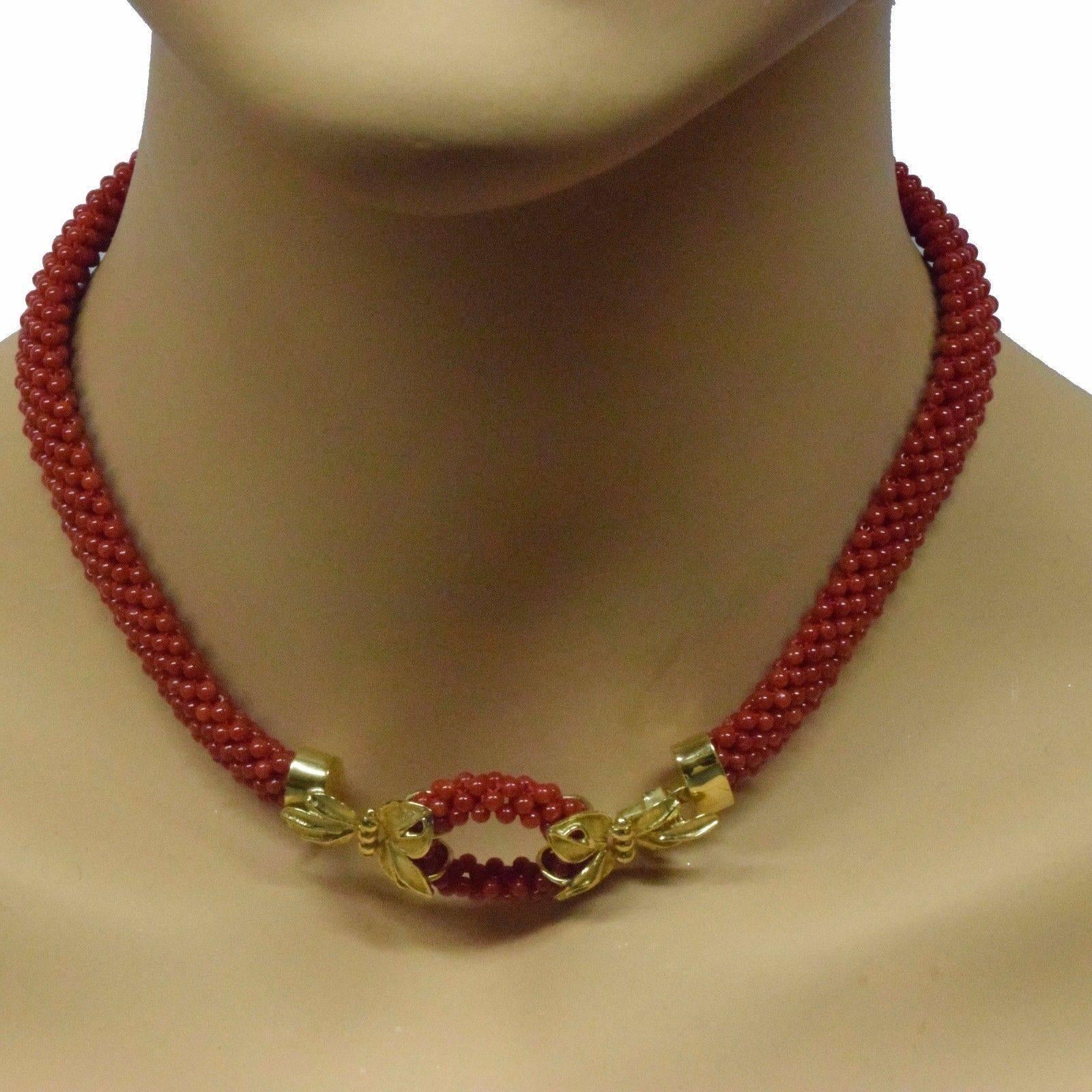 Magnificent Natural Red Coral Beaded and Yellow Gold Floral Two-Piece Set In Good Condition For Sale In Miami, FL