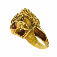 Rare European Yellow Gold Lion Head Designer Color Enamel Vintage Ring