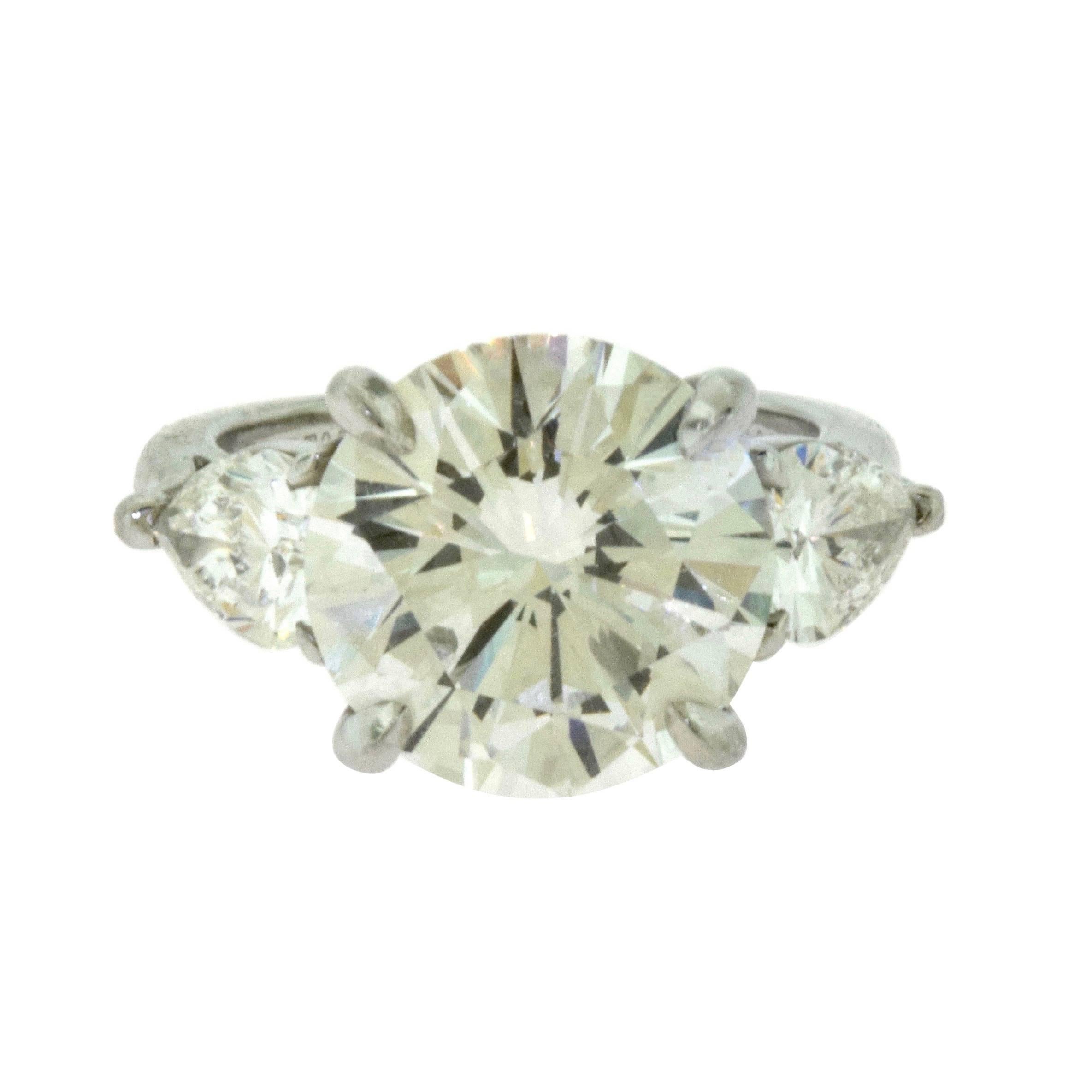 Tiffany & Co. 5.26 Carat Center Stone Diamond Engagement Ring in Platinum For Sale