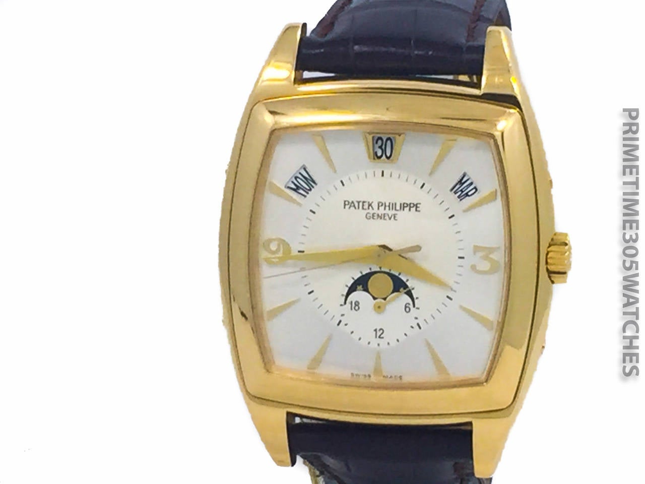 Mens Patek Philippe Gondolo Annual Calendar in 18k Yellow Gold, Ref 5135J. The Watch is in Excellent Condition and all Functions Work Great. Included With the Watch are All its Inner & Outer Box, Stylus Pusher, Manuals & Certificate. The Watch is on