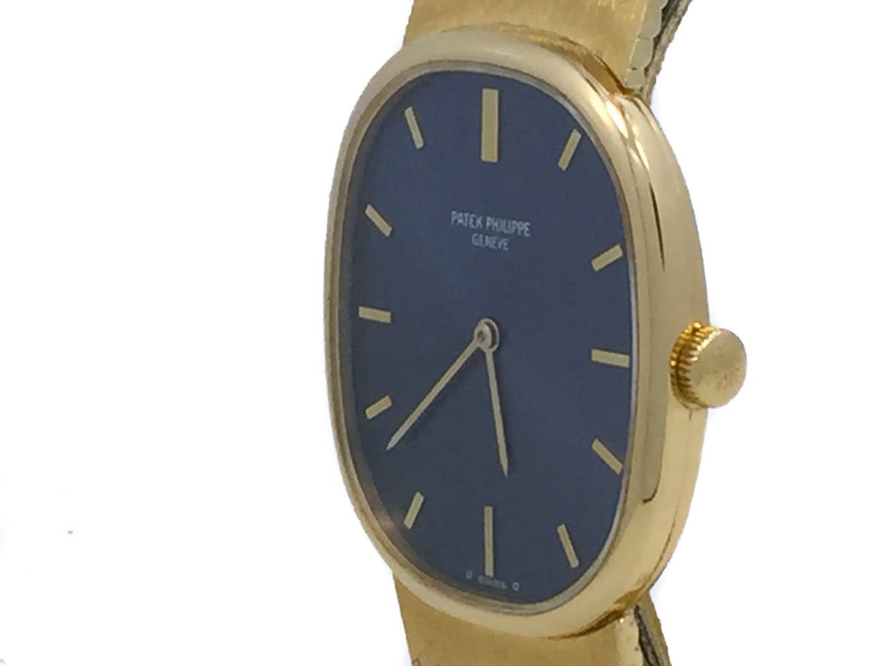 Patek Philippe Yellow Gold Ellipse Wristwatch on a Bracelet Ref 3548 In Good Condition In Miami, FL