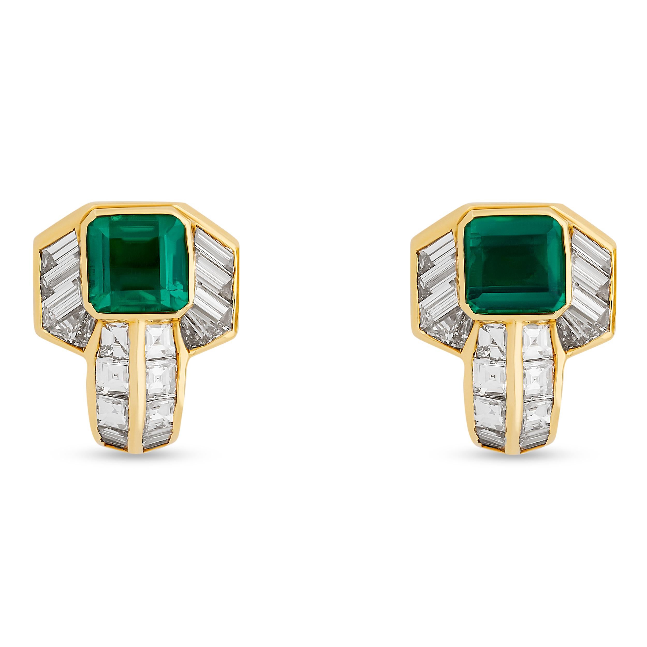 Donna Bvlgari, collana e orecchini in oro giallo 18 carati con smeraldo, diamante e cristallo di rocca in vendita