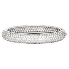 Bracelet manchette « Etincelle » en platine et diamants pavés de Cartier