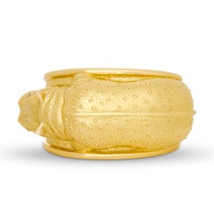 Bracelet « Hippocuff » en or jaune 18 carats de David Webb, réalisé selon la technique du repoussé
