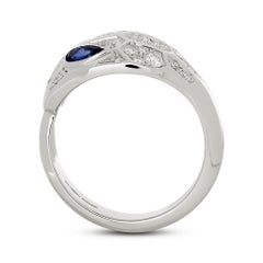 Bvlgari Ring „Seduttori Serpenti“ aus 18 Karat Weißgold mit Diamanten und Saphiren