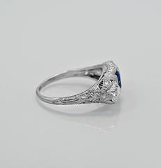 1.25 Carat Sapphire Diamond Platinum 3 Stone Engagement Ring