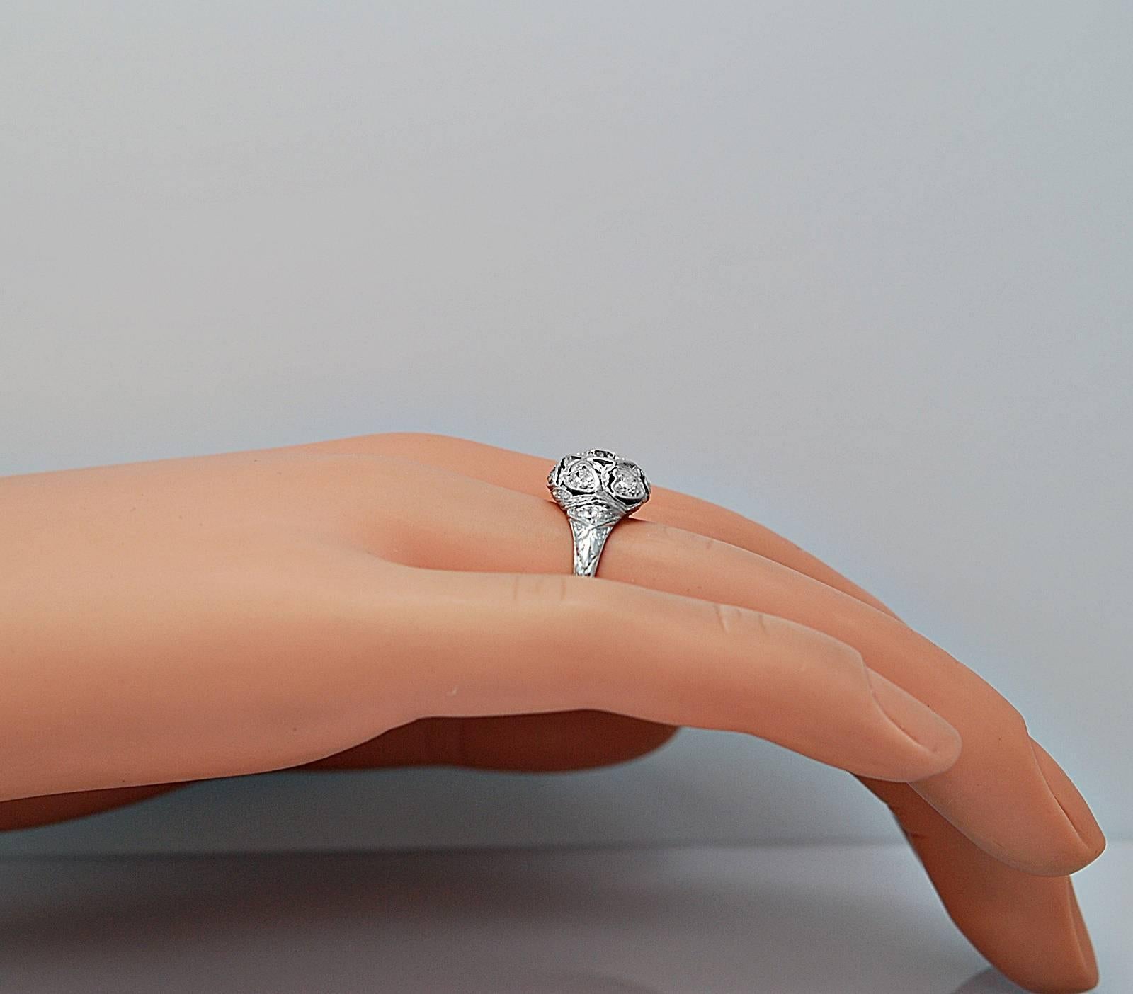 Women's Art Deco .33 Carat Diamond Platinum Engagement Ring  For Sale