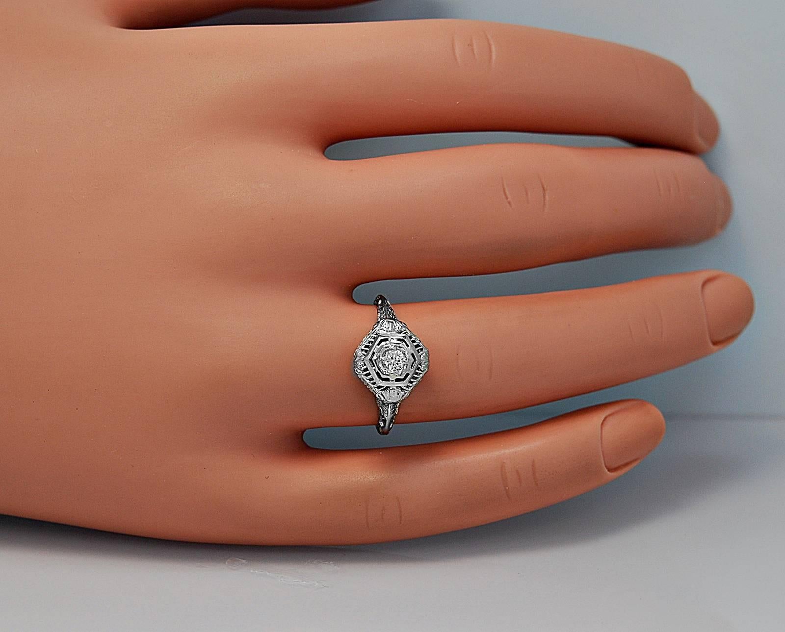 Women's Art Deco .10 Carat Diamond Gold Engagement Ring