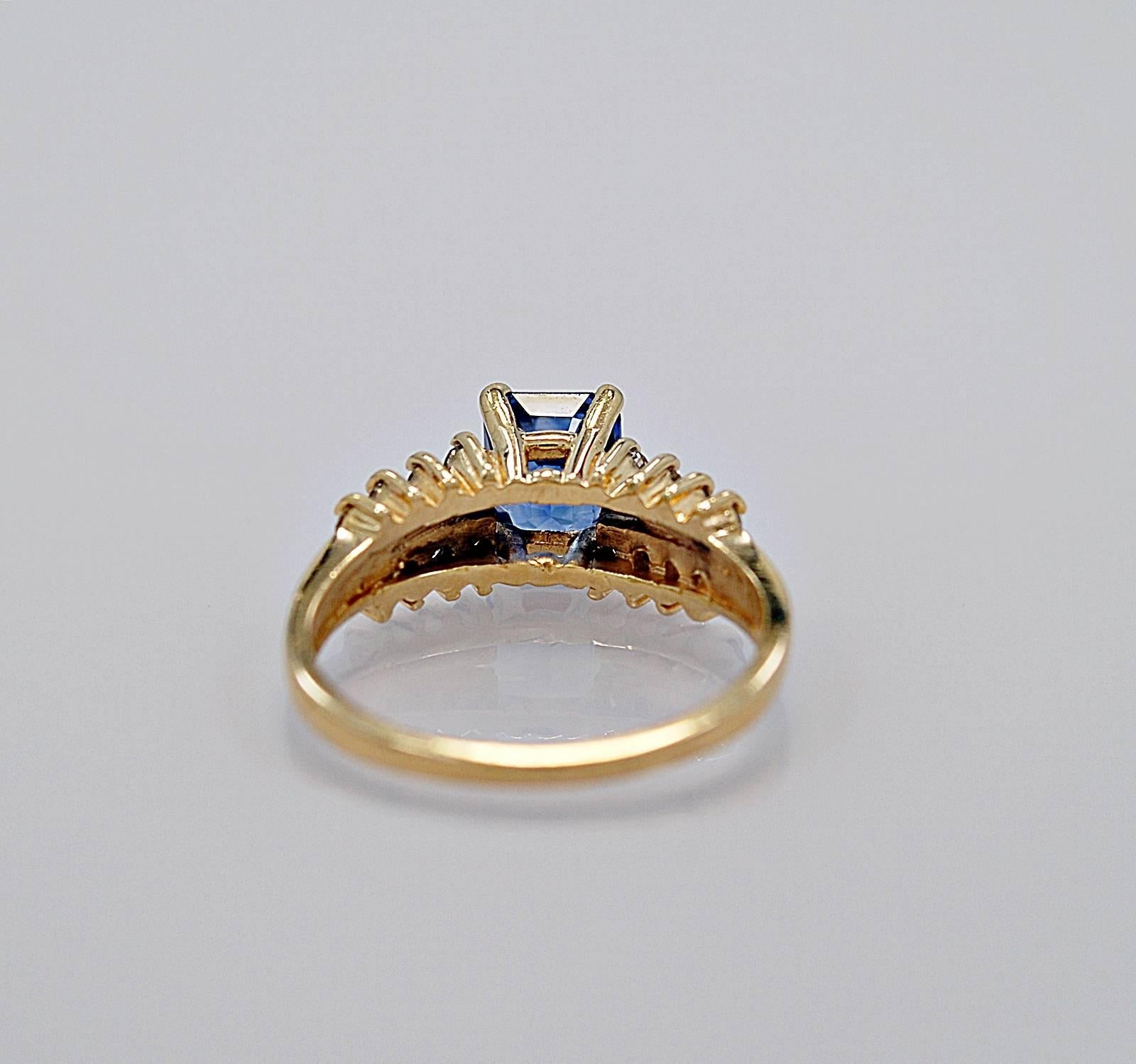 Modern 1.50 Carat Sapphire Diamond Gold Engagement Ring  For Sale