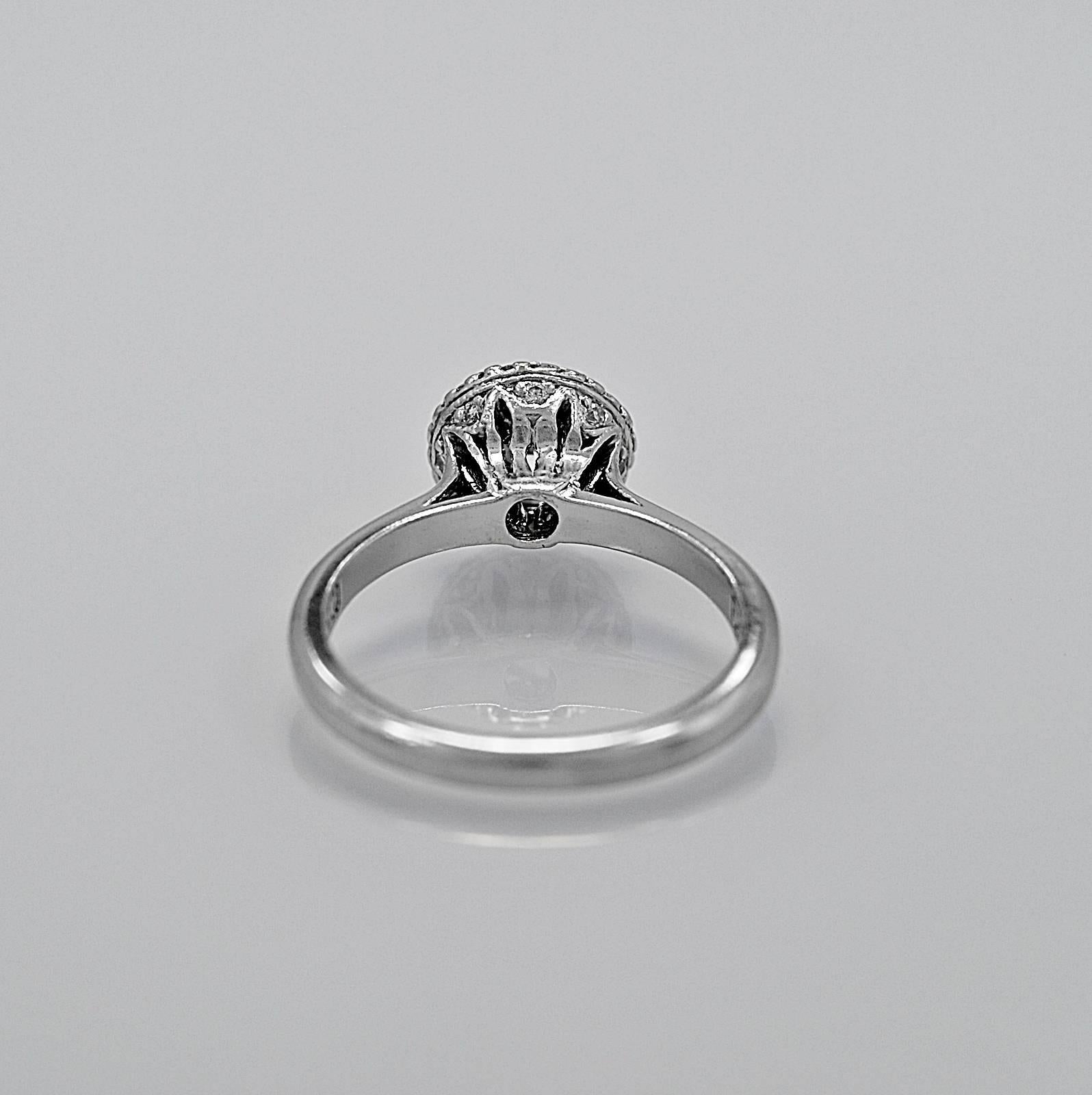 Modern Tacori 1.05 Carat Diamond Platinum Engagement Ring  For Sale
