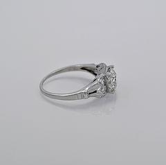 Art Deco 1.00 Carat Diamond Platinum Engagement Ring