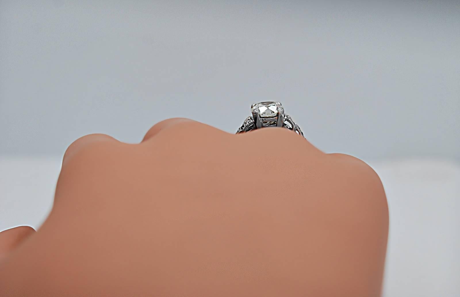 Women's 1.81 Carat Diamond Platinum Engagement Ring