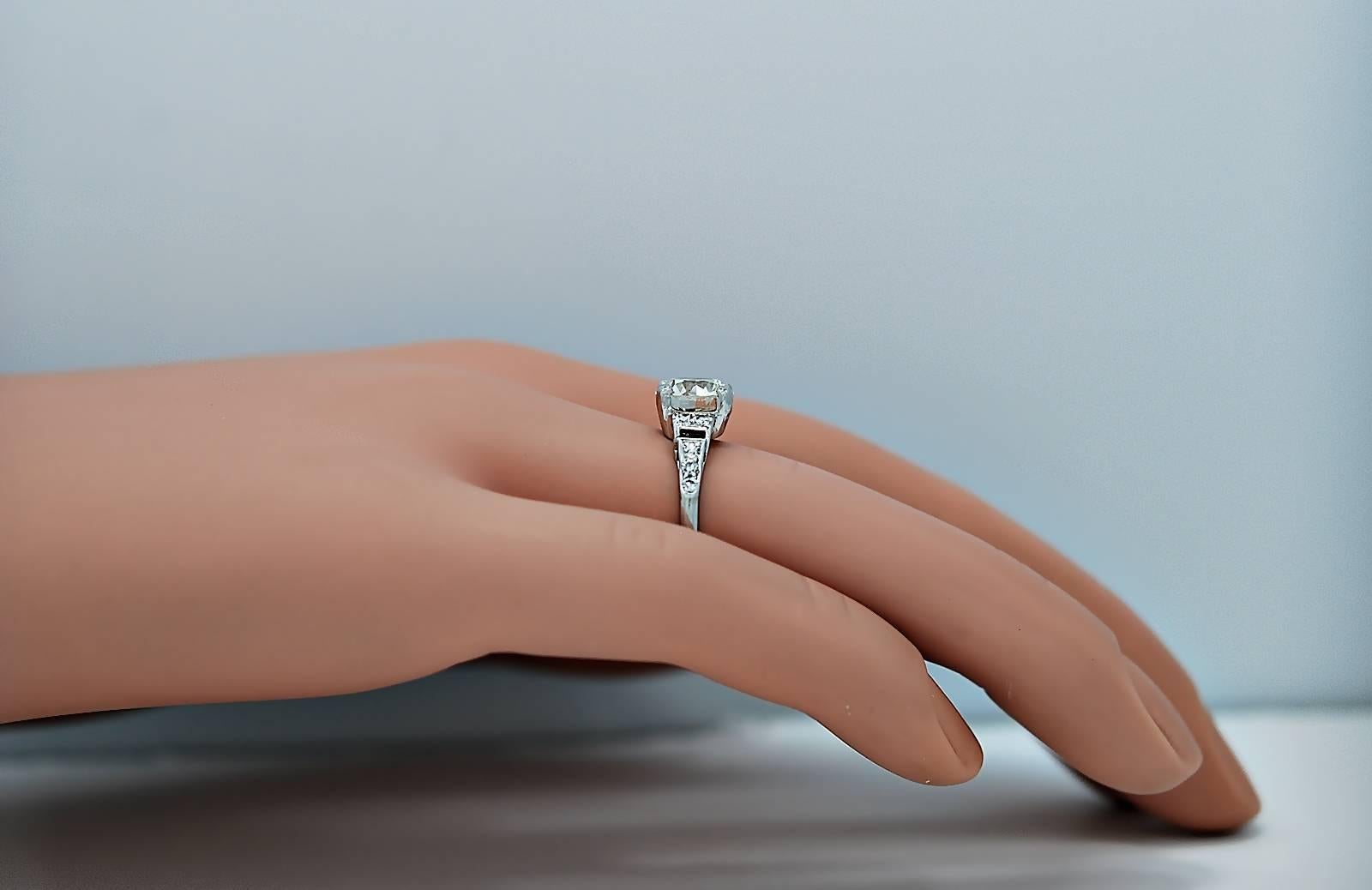 1.81 Carat Diamond Platinum Engagement Ring In Excellent Condition In Tampa, FL