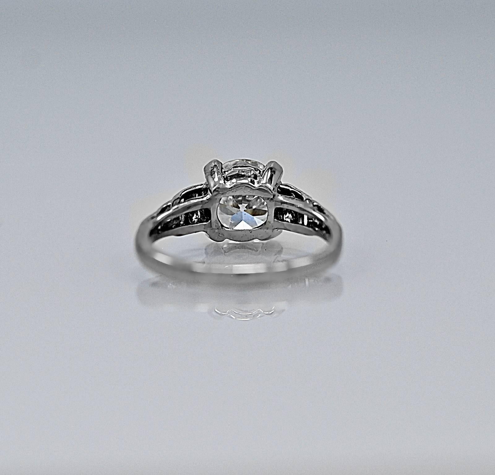 Art Deco 1.81 Carat Diamond Platinum Engagement Ring