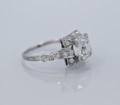 Art Deco 1.75 Carat Diamond Platinum Engagement Ring