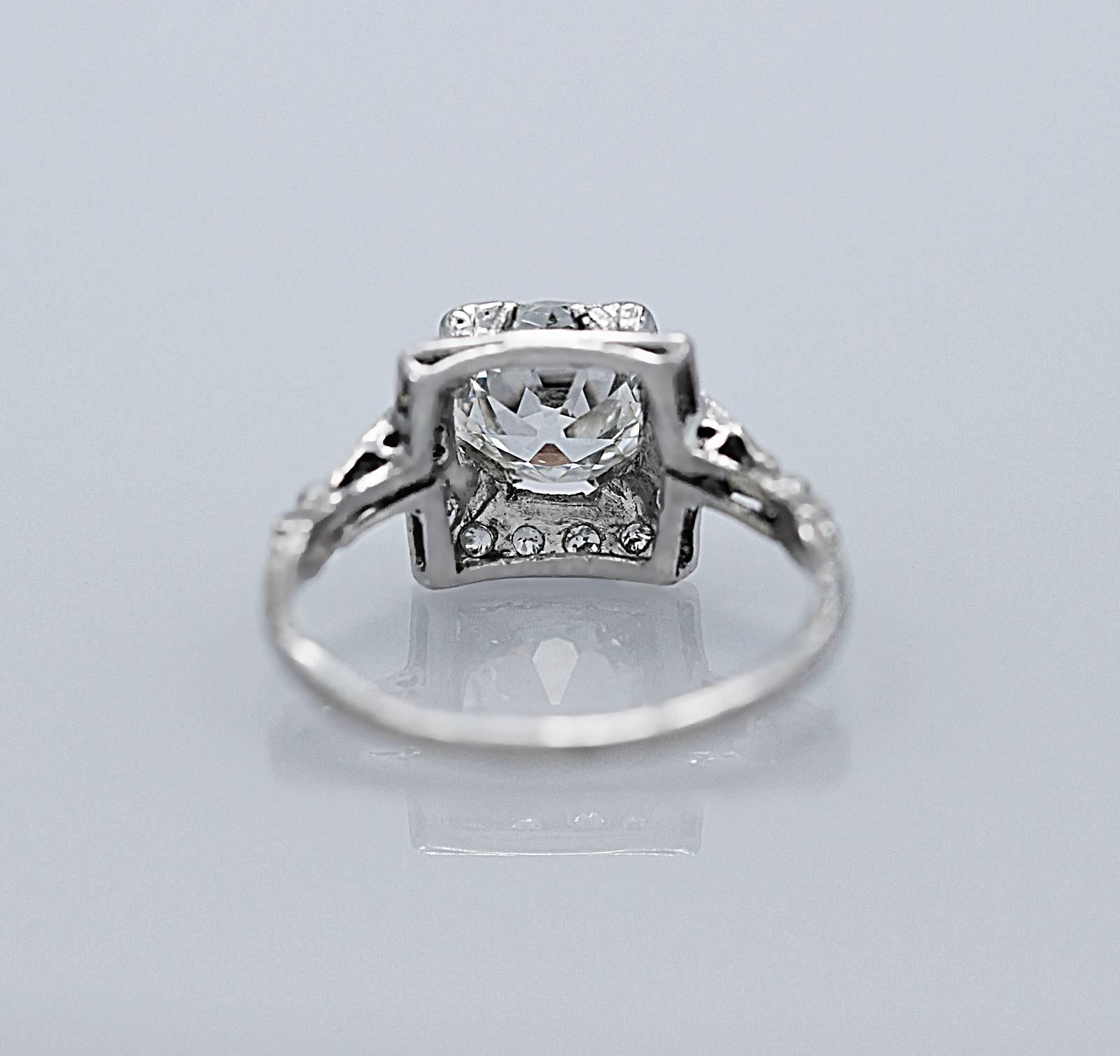 Art Deco 1.75 Carat Diamond Platinum Engagement Ring In Excellent Condition In Tampa, FL