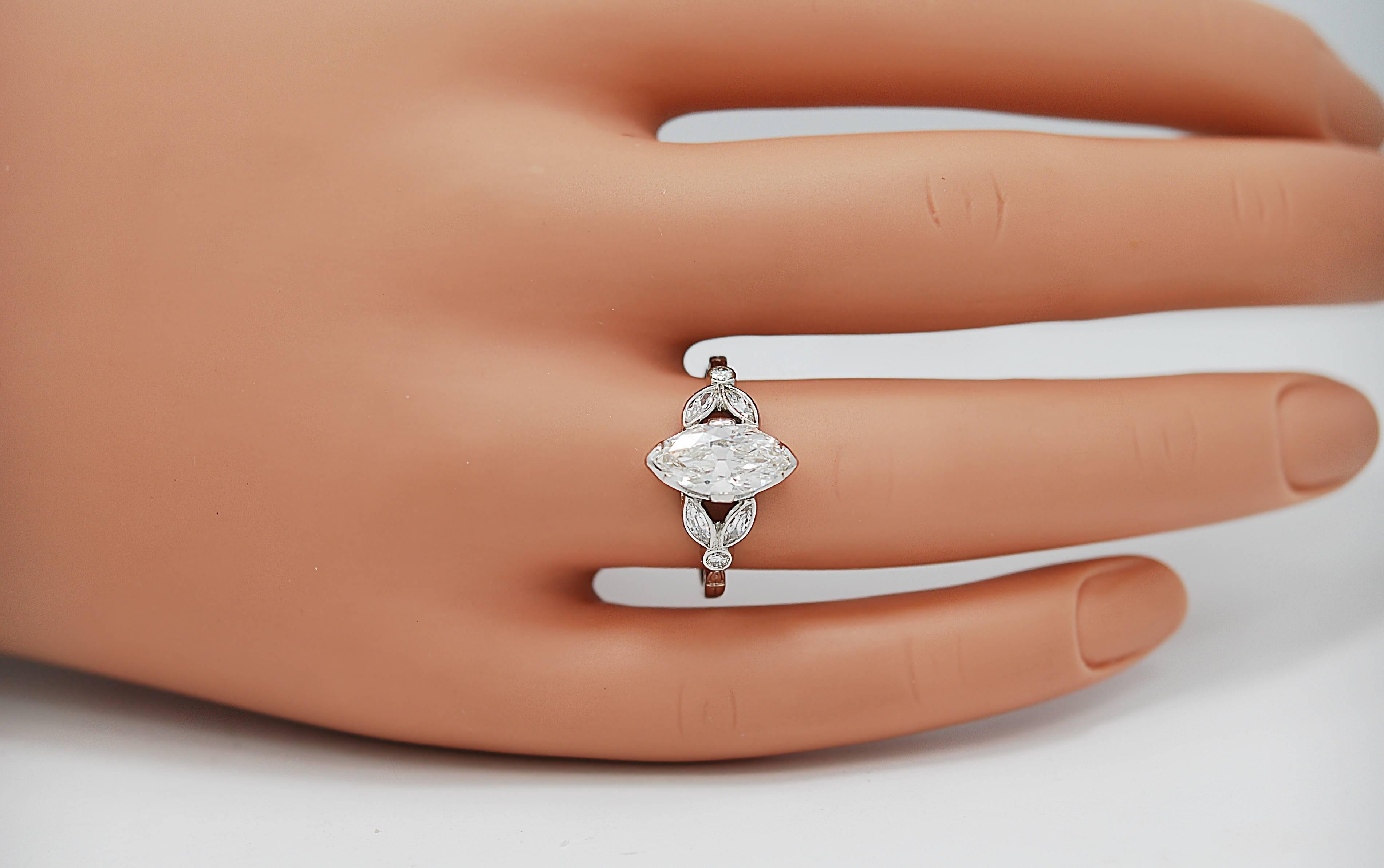Art Deco 1.33 Carat Diamond Platinum Engagement Ring In Excellent Condition In Tampa, FL