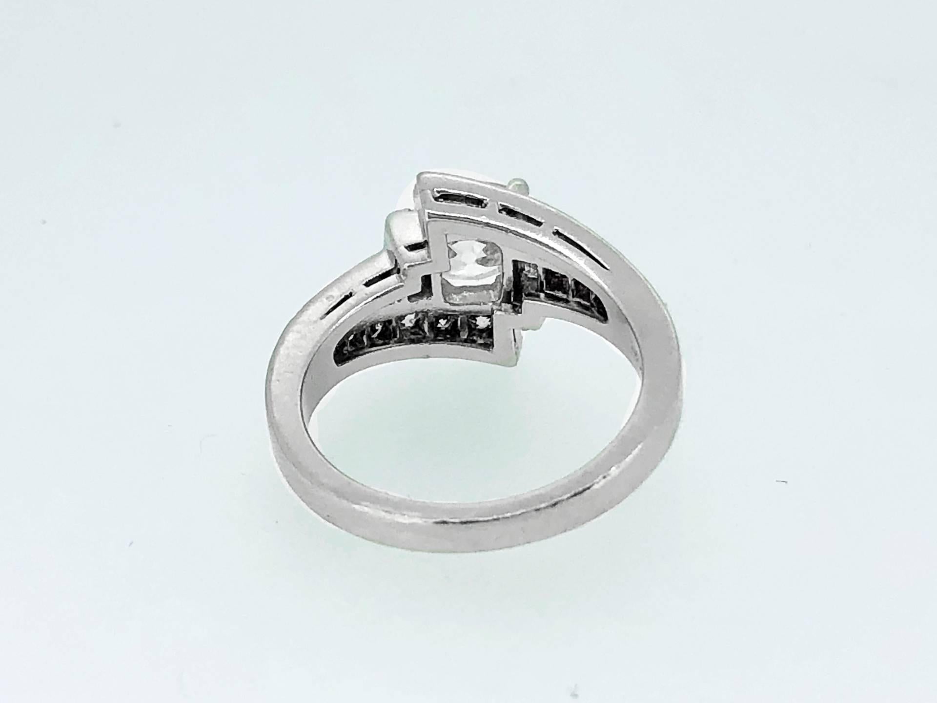 Art Deco 1.03 Carat Diamond Pink Sapphire Platinum Antique Engagement Ring