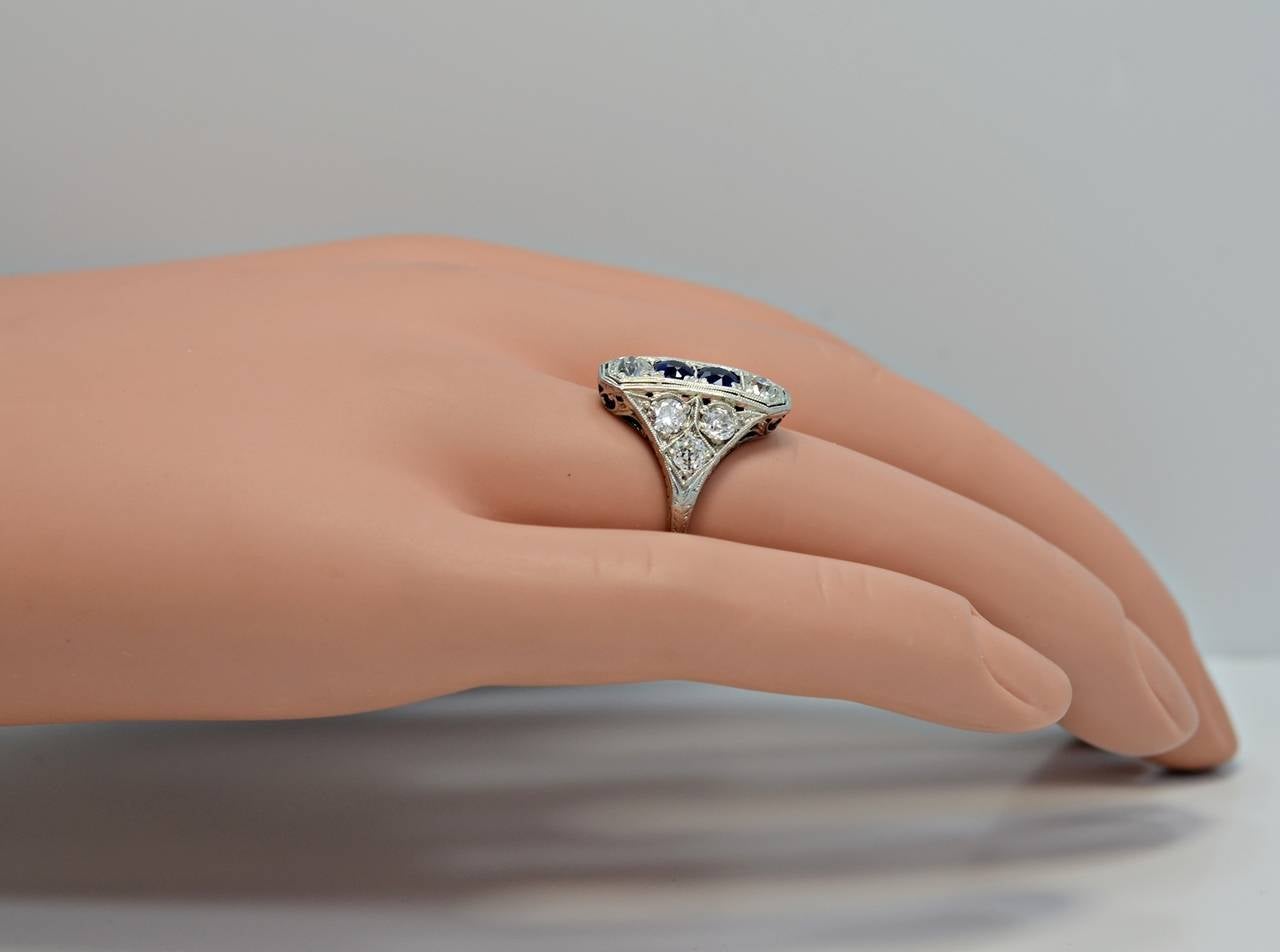 Fantastic Art Deco 1.05ct. Sapphire Diamond Platinum Ring 2