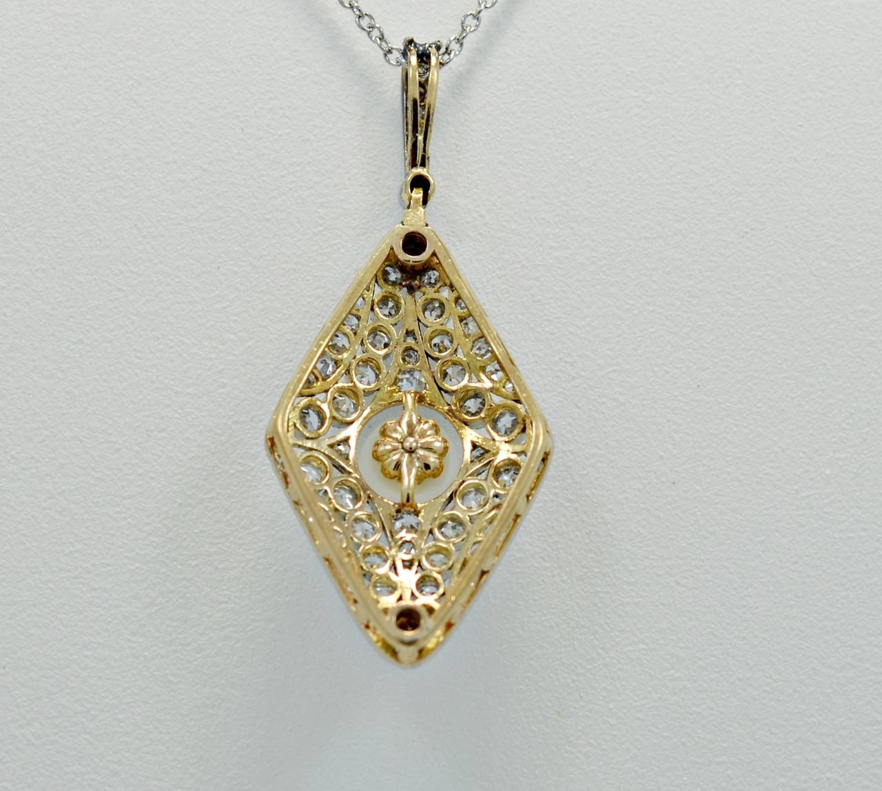 Stunning Edwardian Pearl Diamond Gold Platinum Necklace In Excellent Condition In Tampa, FL