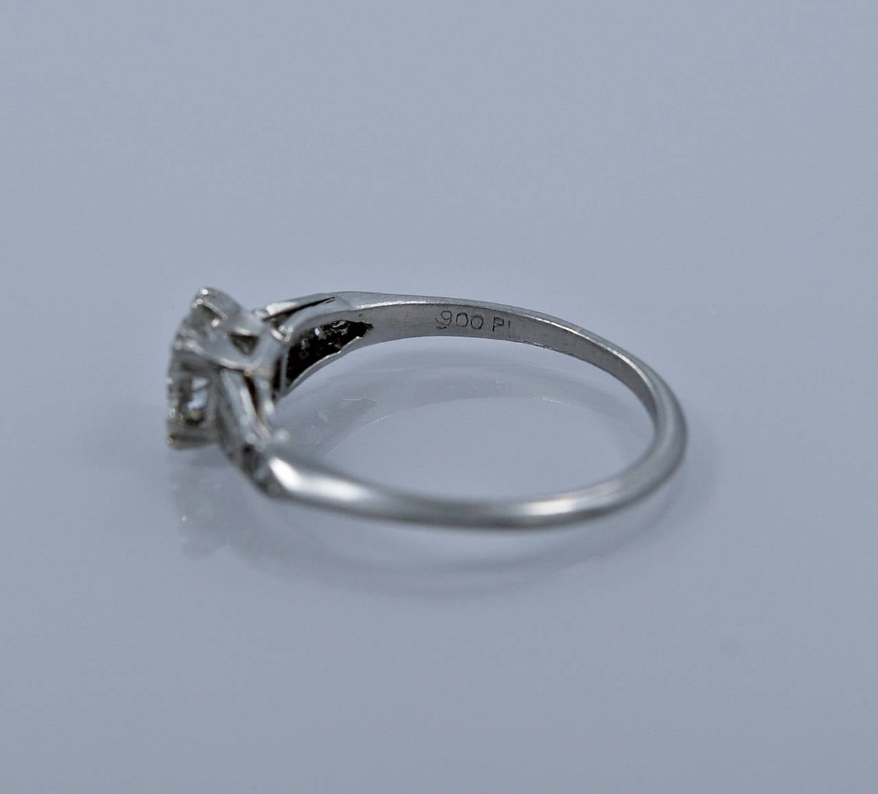 1930s Elegant Diamond Platinum Engagement Ring 1