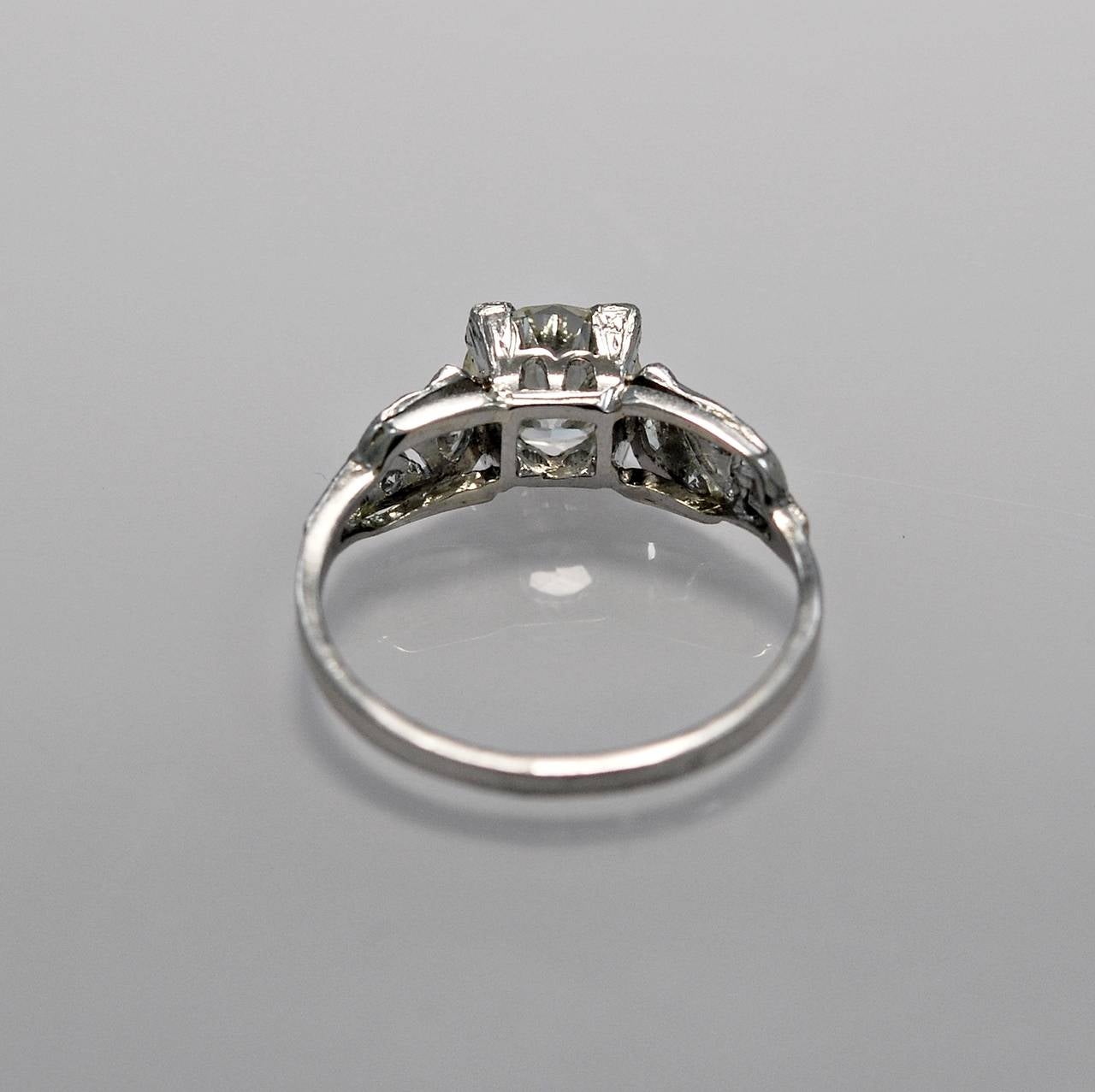 Women's Astounding Art Deco 1.17 Carat Diamond Platinum Engagement Ring