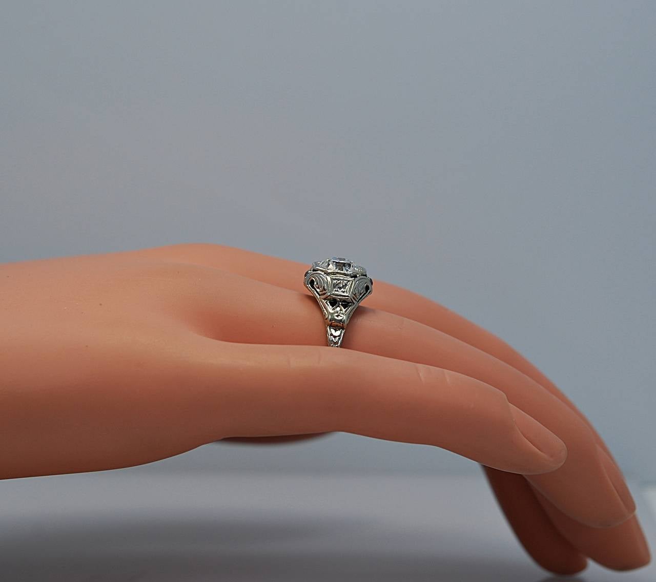 Women's Sizzling Art Deco 1.15 Carat Diamond Gold Engagement Ring