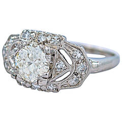 Art Deco 1.00 Carat Diamond Platinum Engagement Ring 3