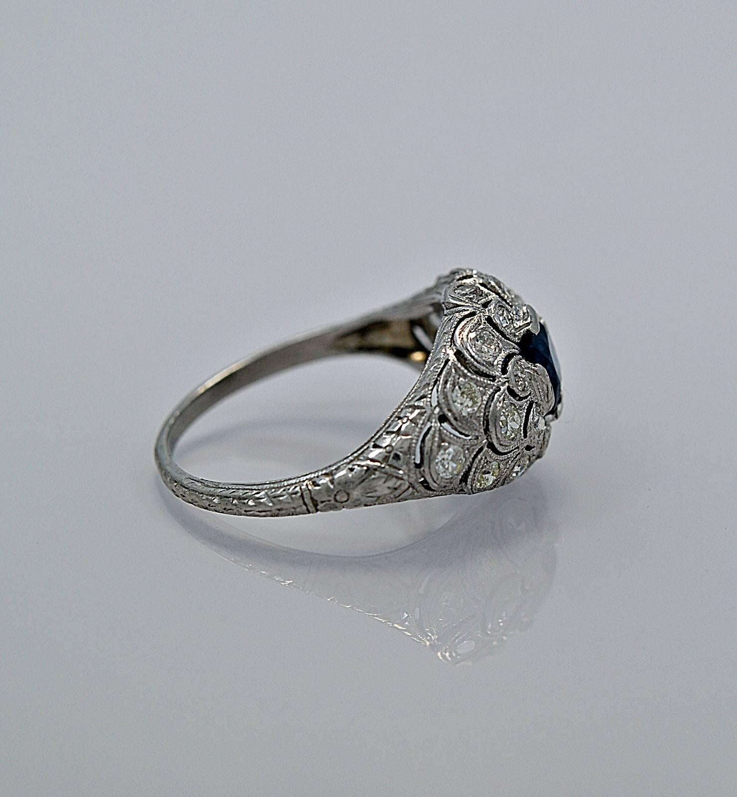 Art Deco Sapphire Diamond Platinum Engagement Ring In Excellent Condition In Tampa, FL