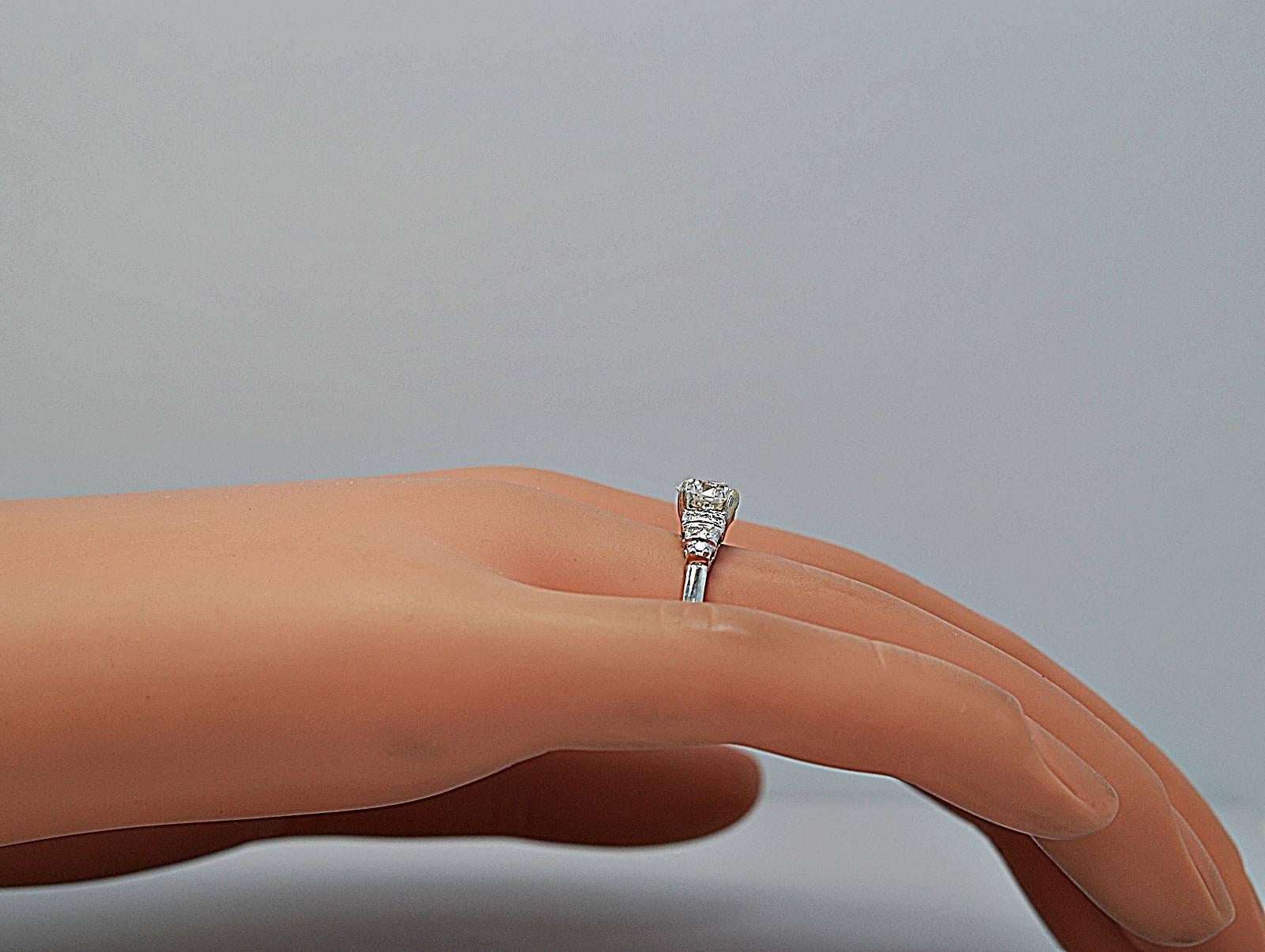 Art Deco .96 Carat Diamond Platinum Engagement Ring  In Excellent Condition In Tampa, FL