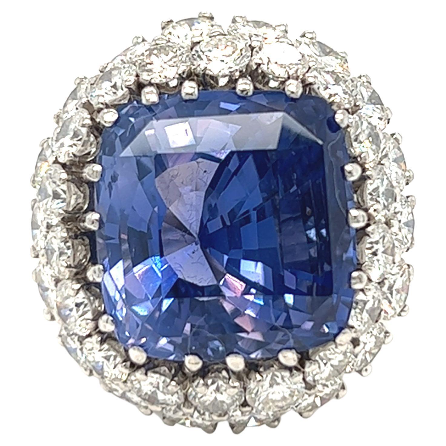 Bague saphir et diamant certifié GIA de 24,18 carats à changement de couleur non chauffé en vente